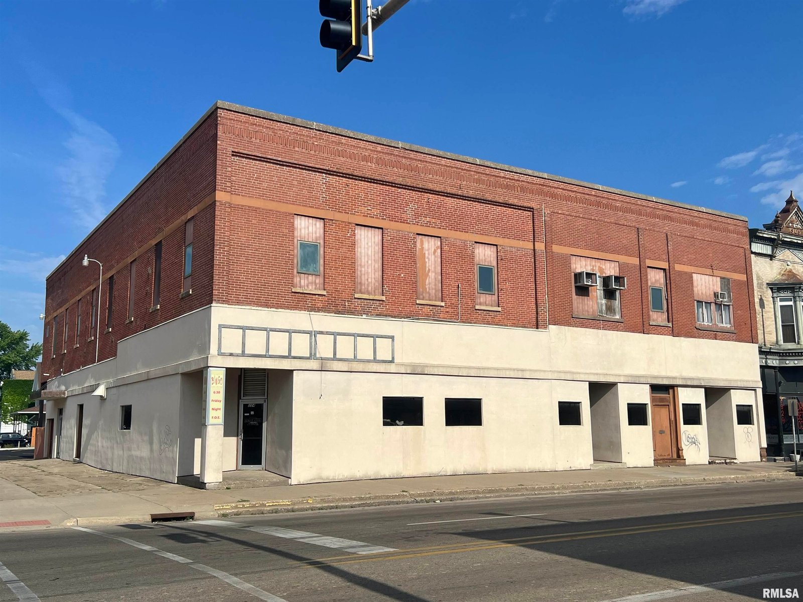 222 – 224 S 2ND Street Clinton IA