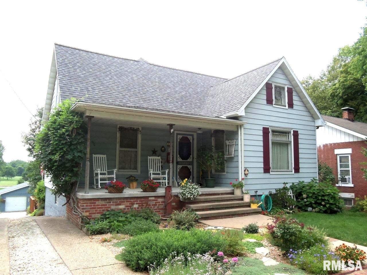 458 W PINE Street Canton IL