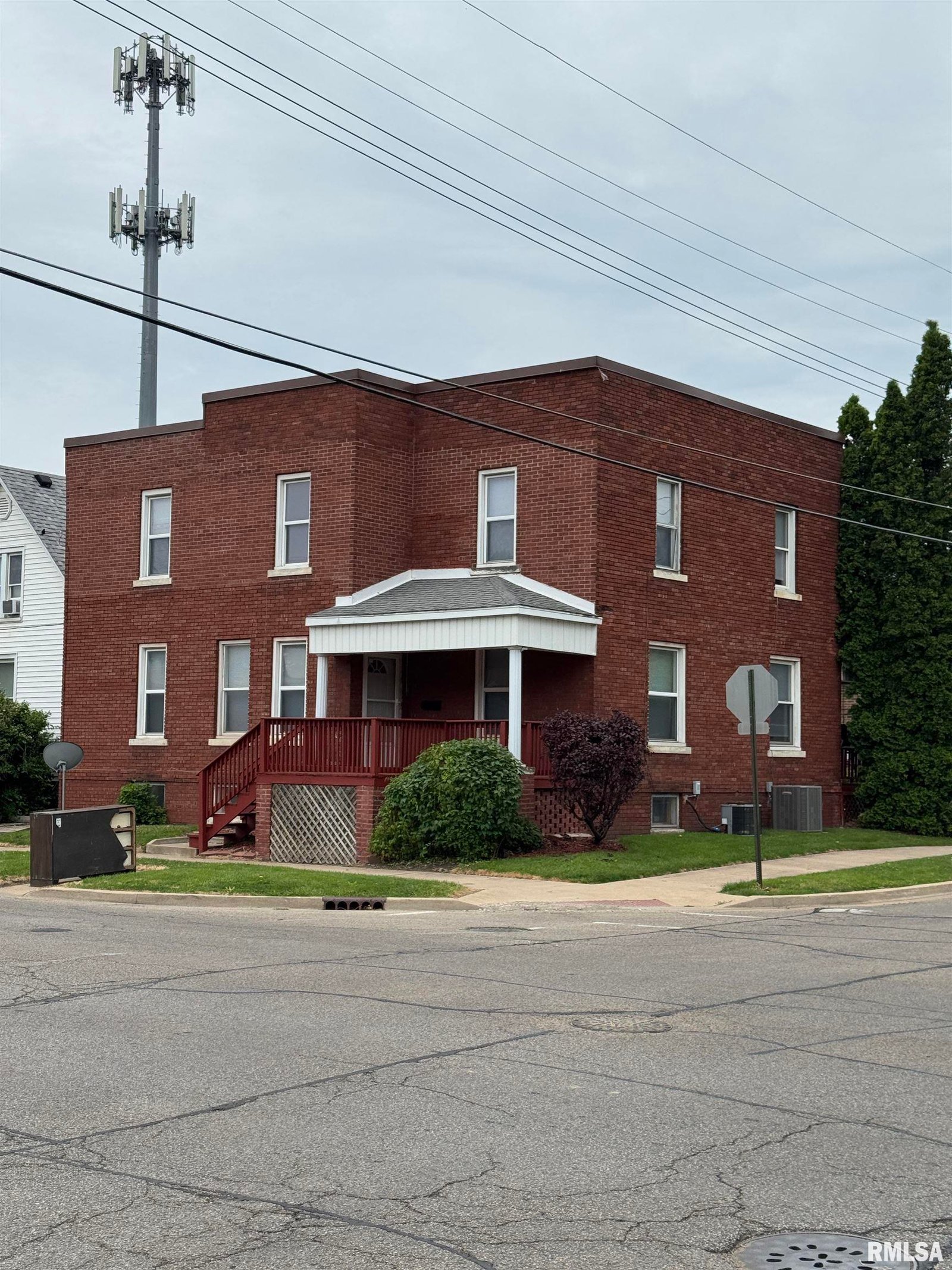 60 E ASH Street Canton IL