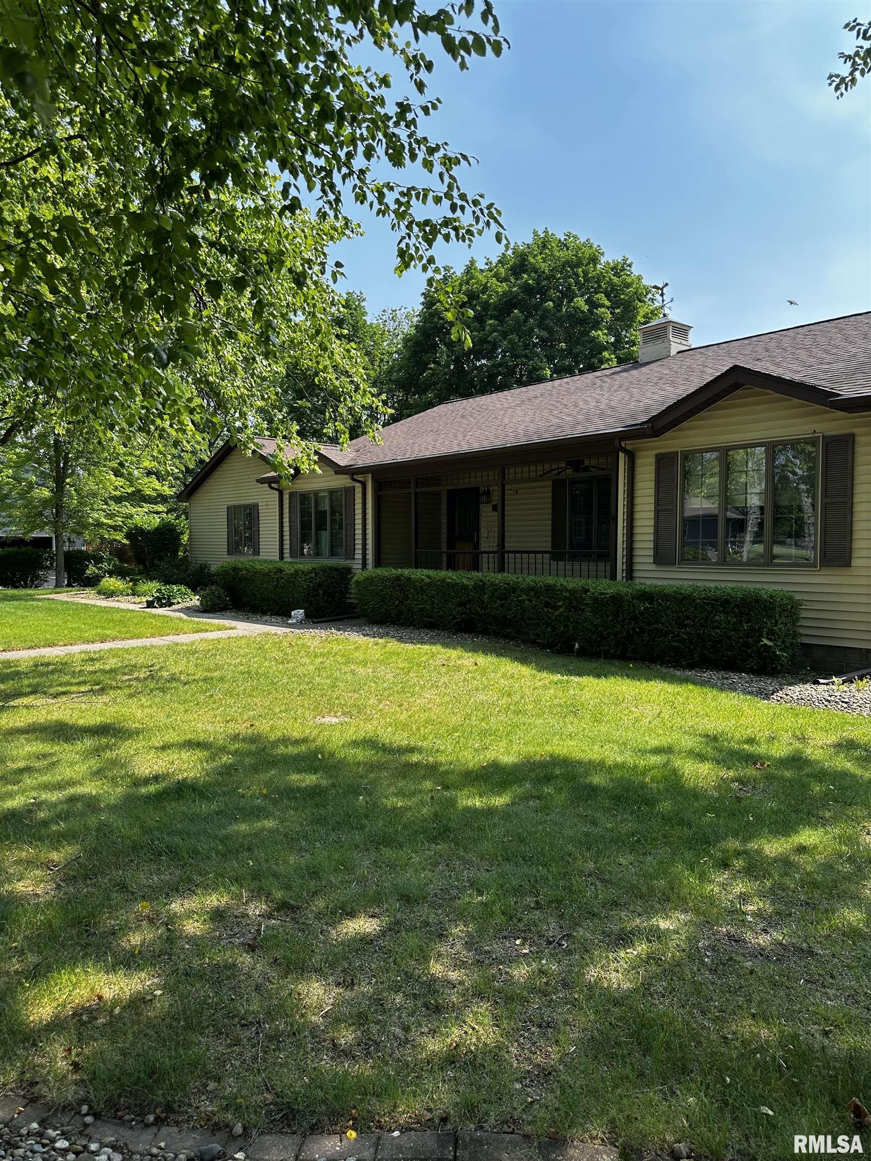 555 WESTWOOD Boulevard Canton IL