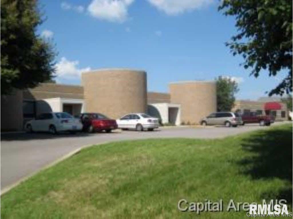 2524 FARRAGUT Drive Springfield IL