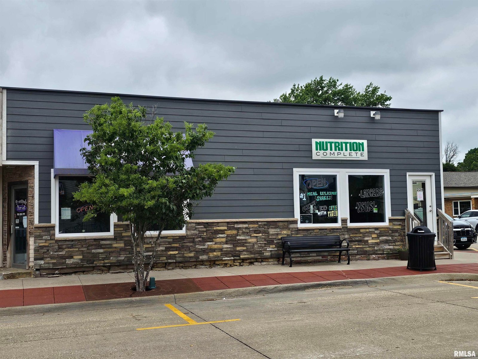 222 N 2ND Street Eldridge IA