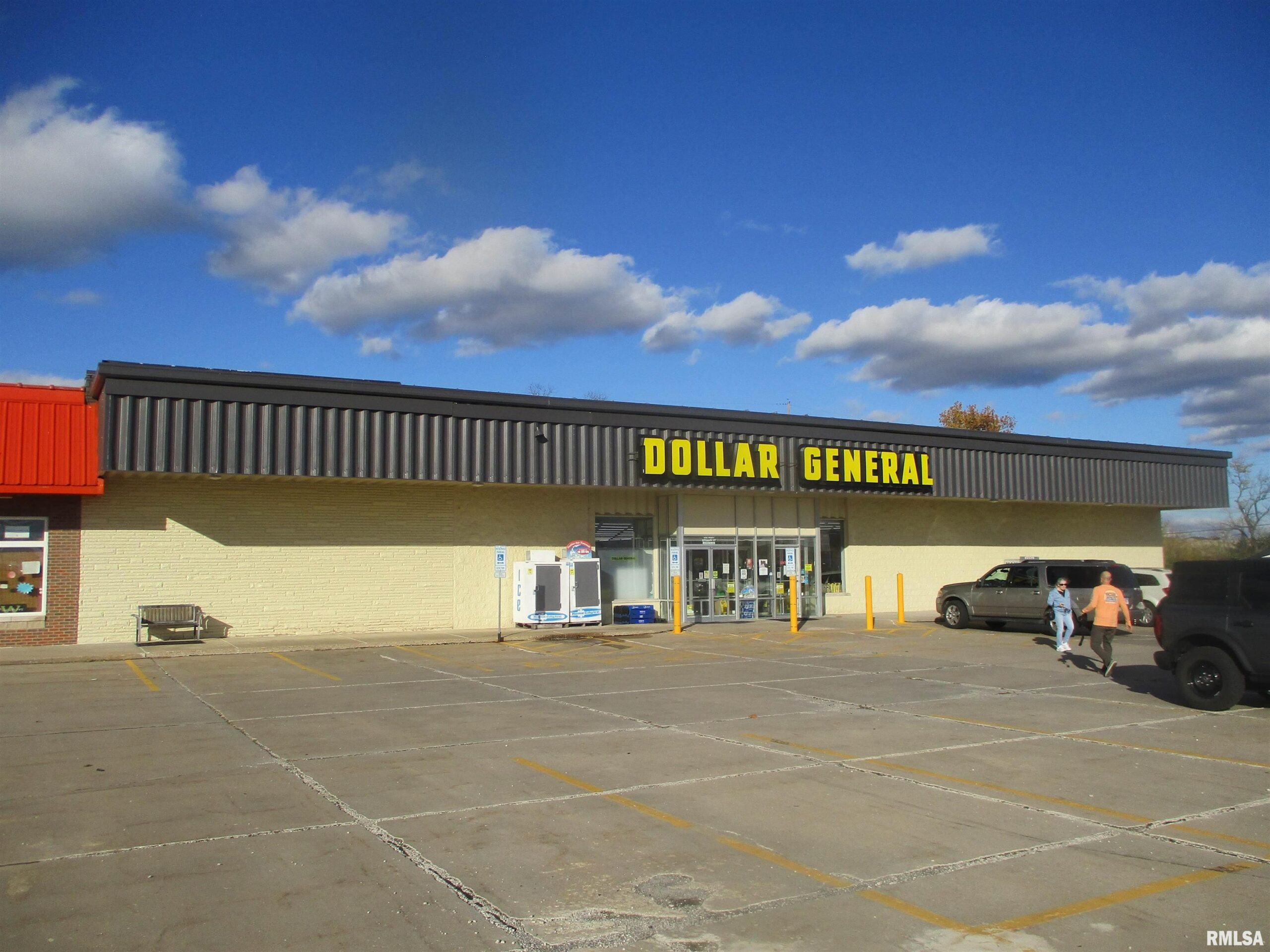 1300 WASHINGTON Street Washington IL