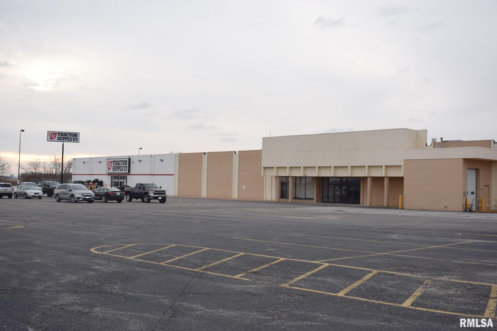3424 COURT Street Pekin IL