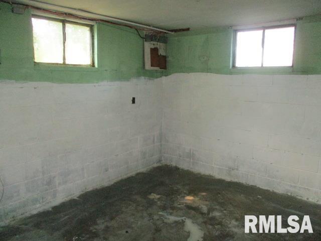 1026 N MAIN Street Lewistown IL