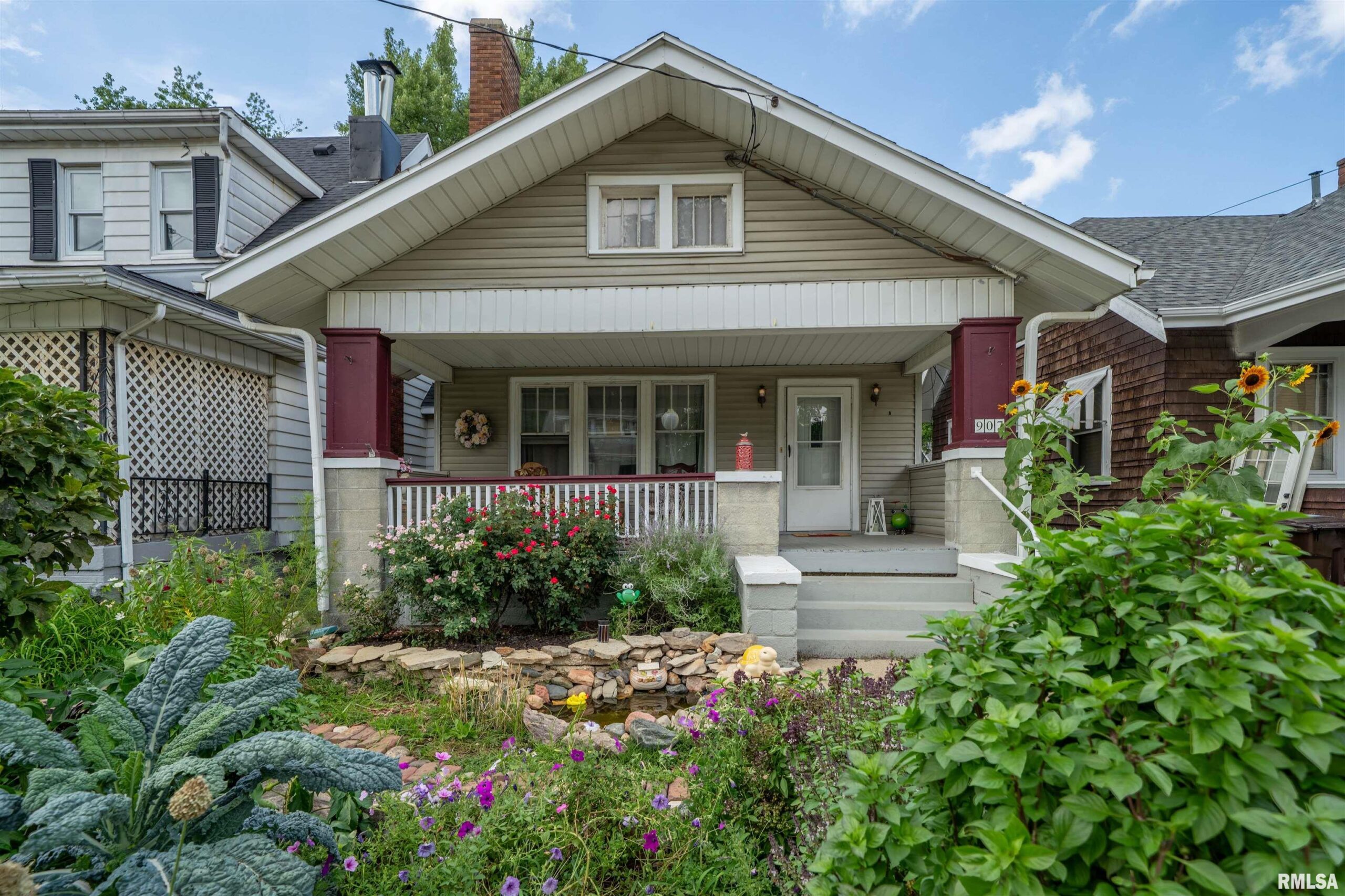 907 W COLUMBIA Terrace Peoria IL