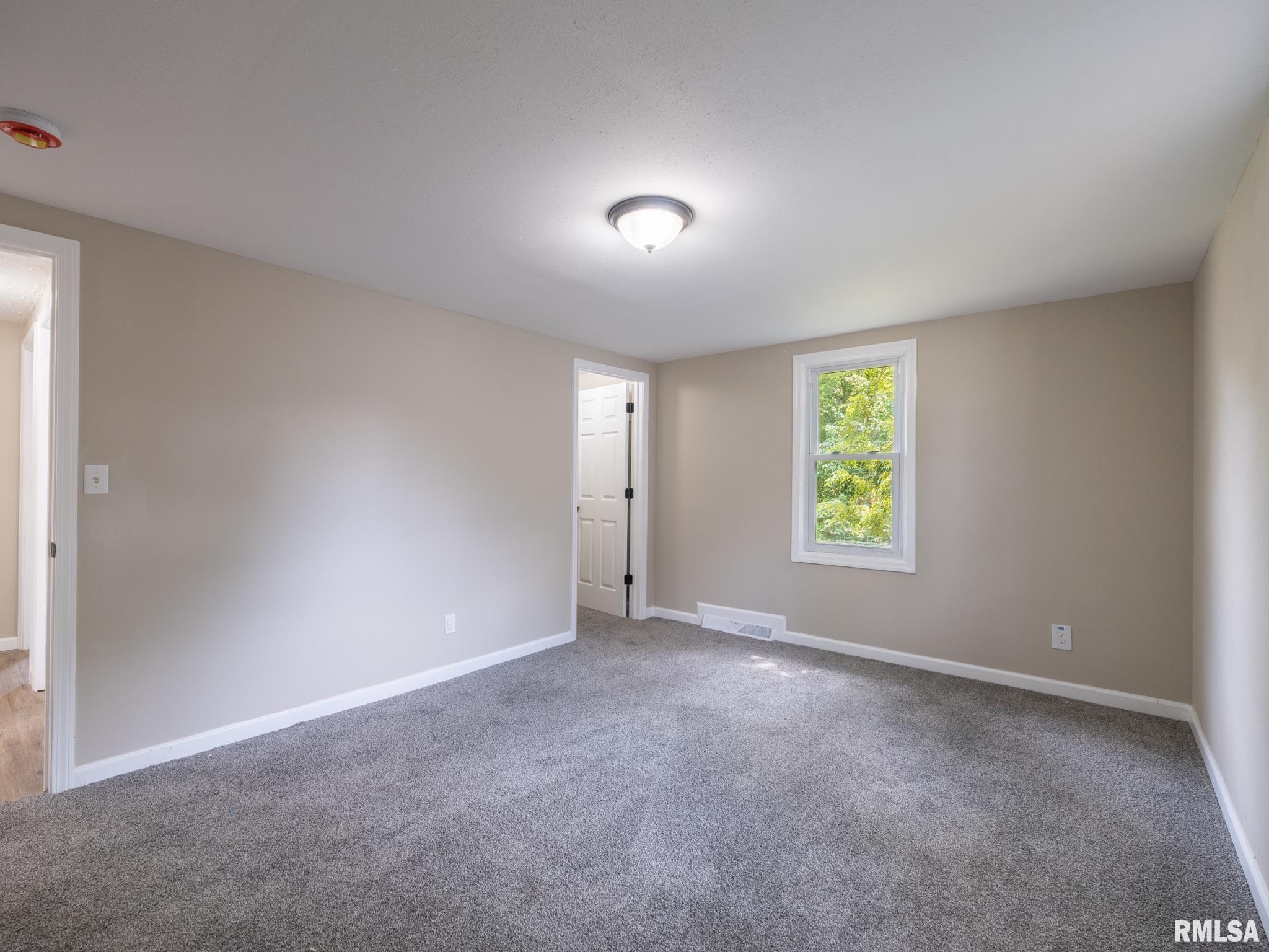 1404 E MONETA Avenue Peoria Heights IL