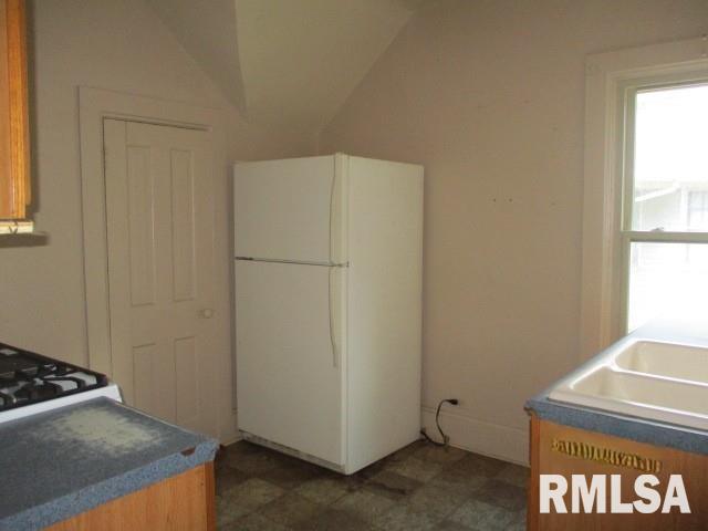 241 N CHAMBERS Street Galesburg IL