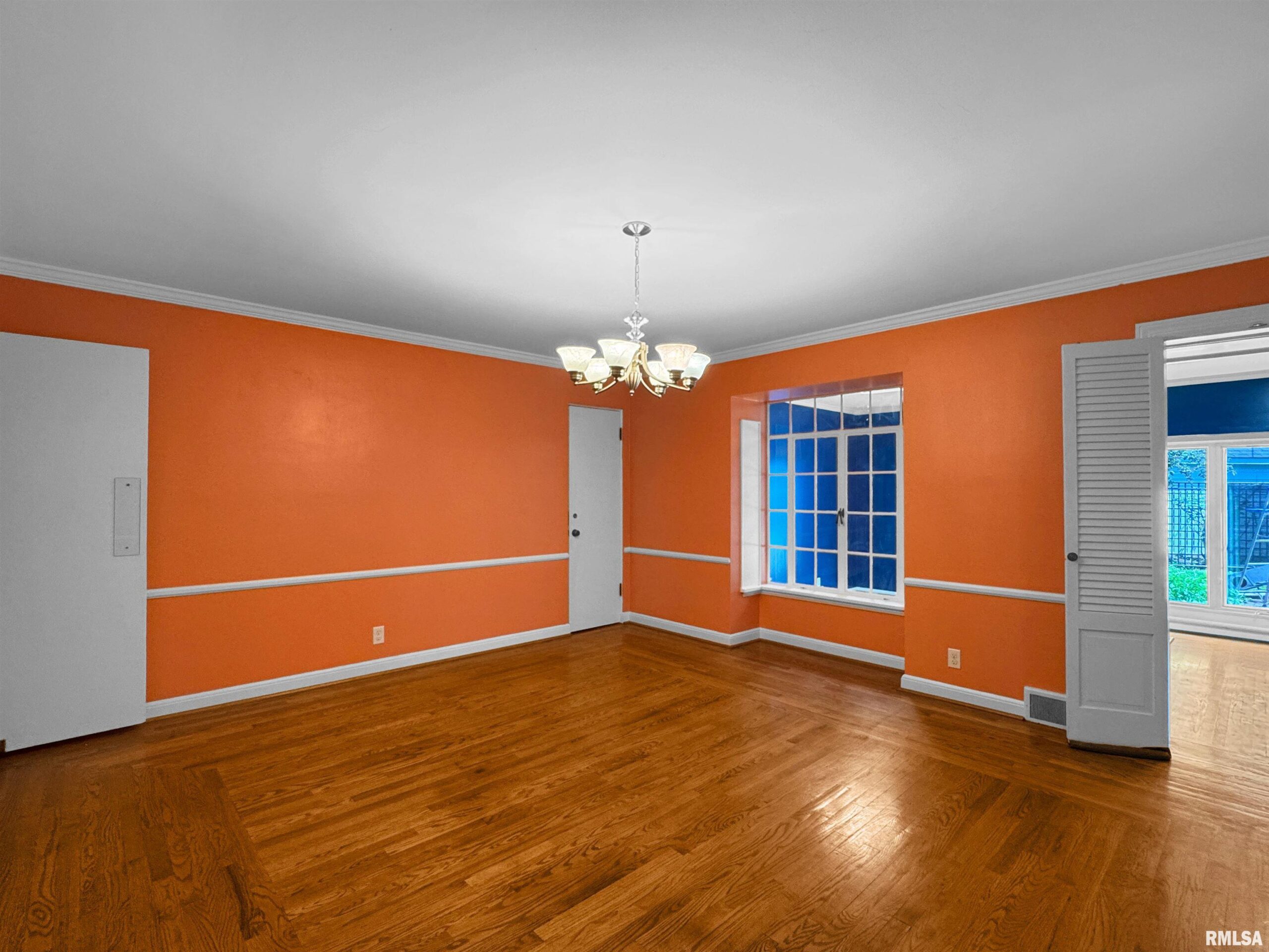 407 W HOLLYRIDGE Circle Peoria IL