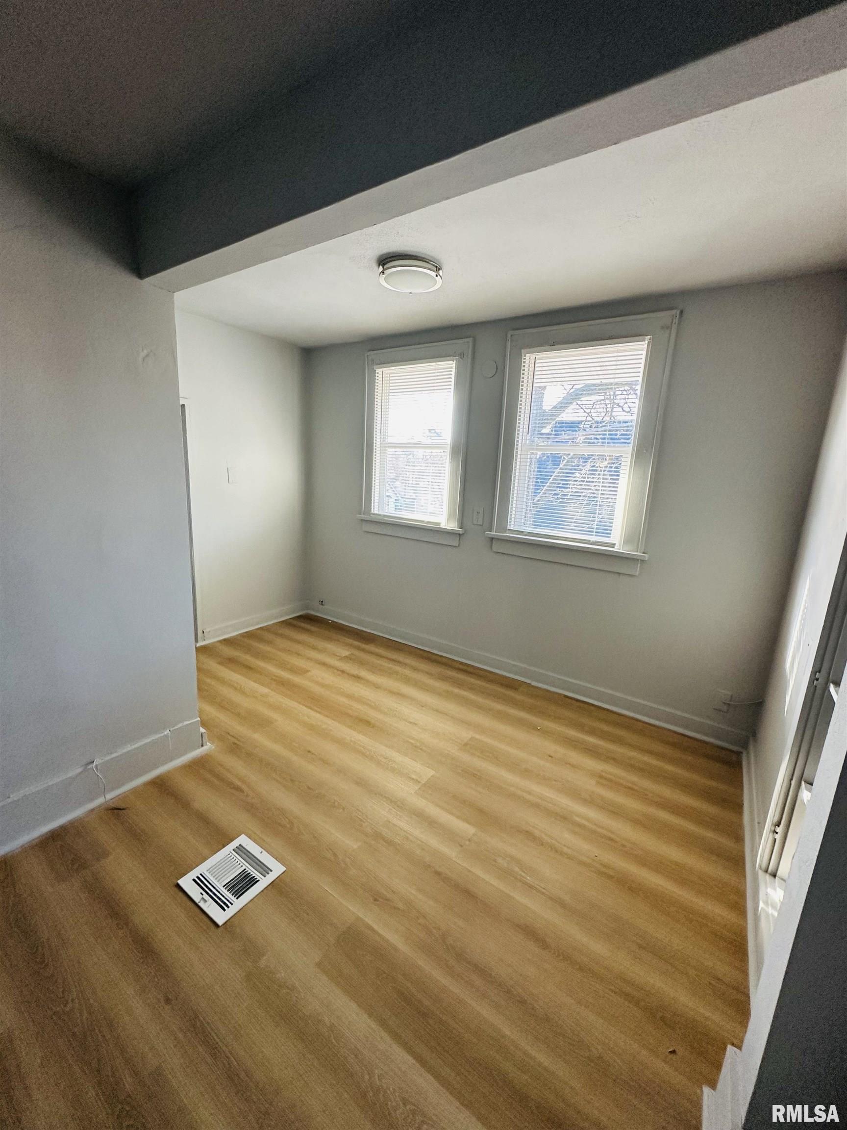 823 W NOWLAND Avenue Peoria IL