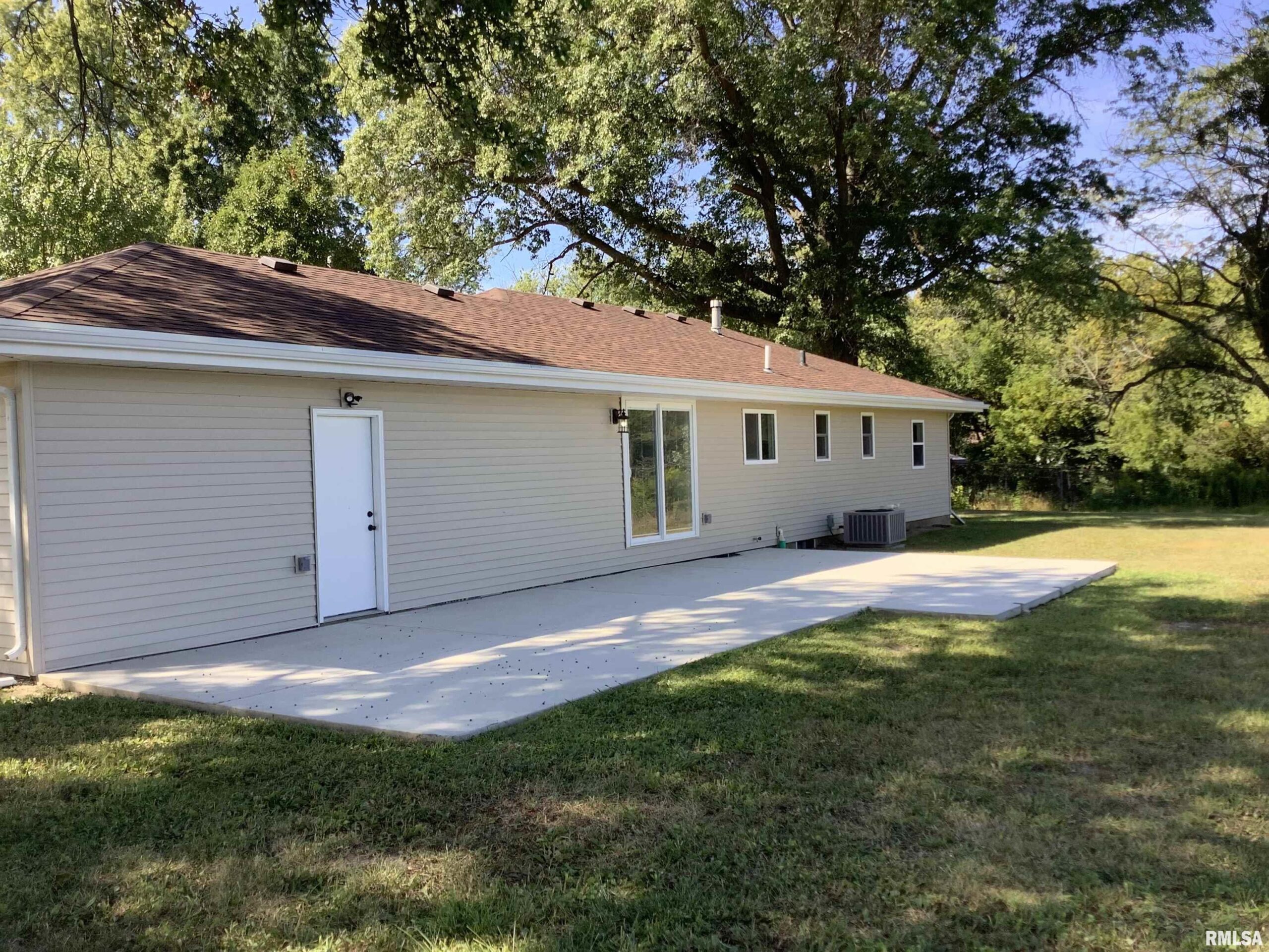 33 SHERRY Lane Bartonville IL