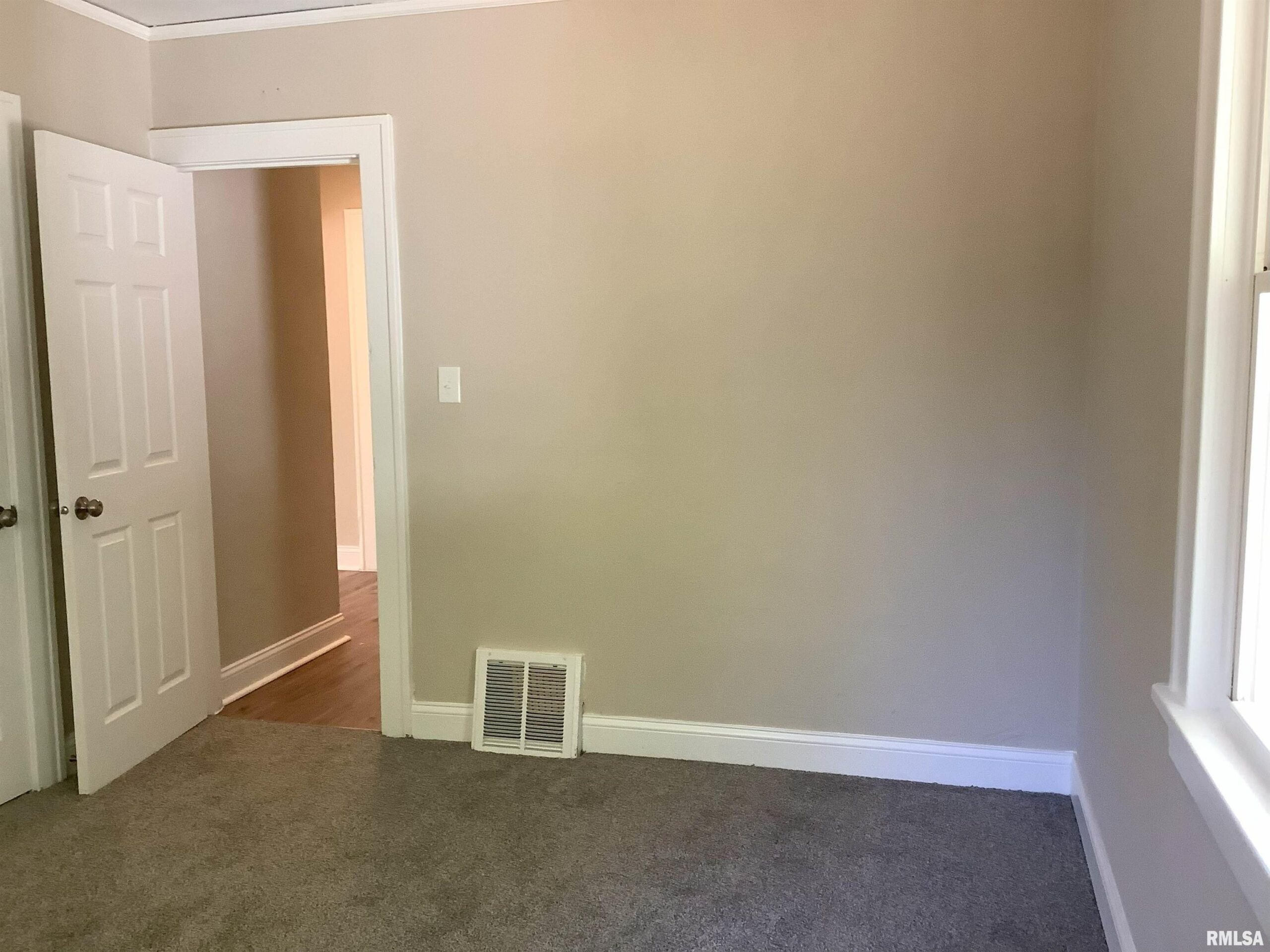 2701 W HAYES Street Peoria IL