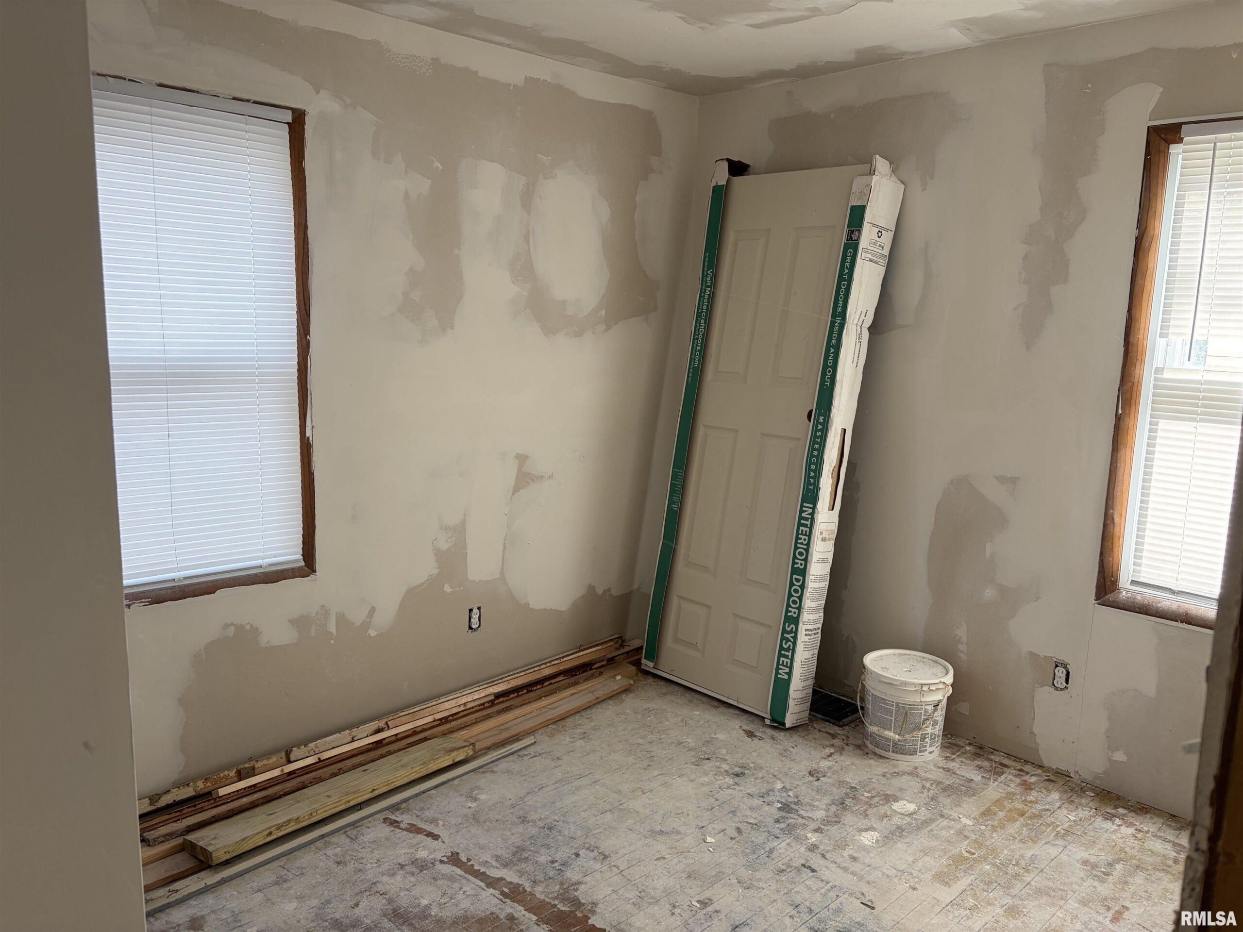 2424 W MILLMAN Street Peoria IL