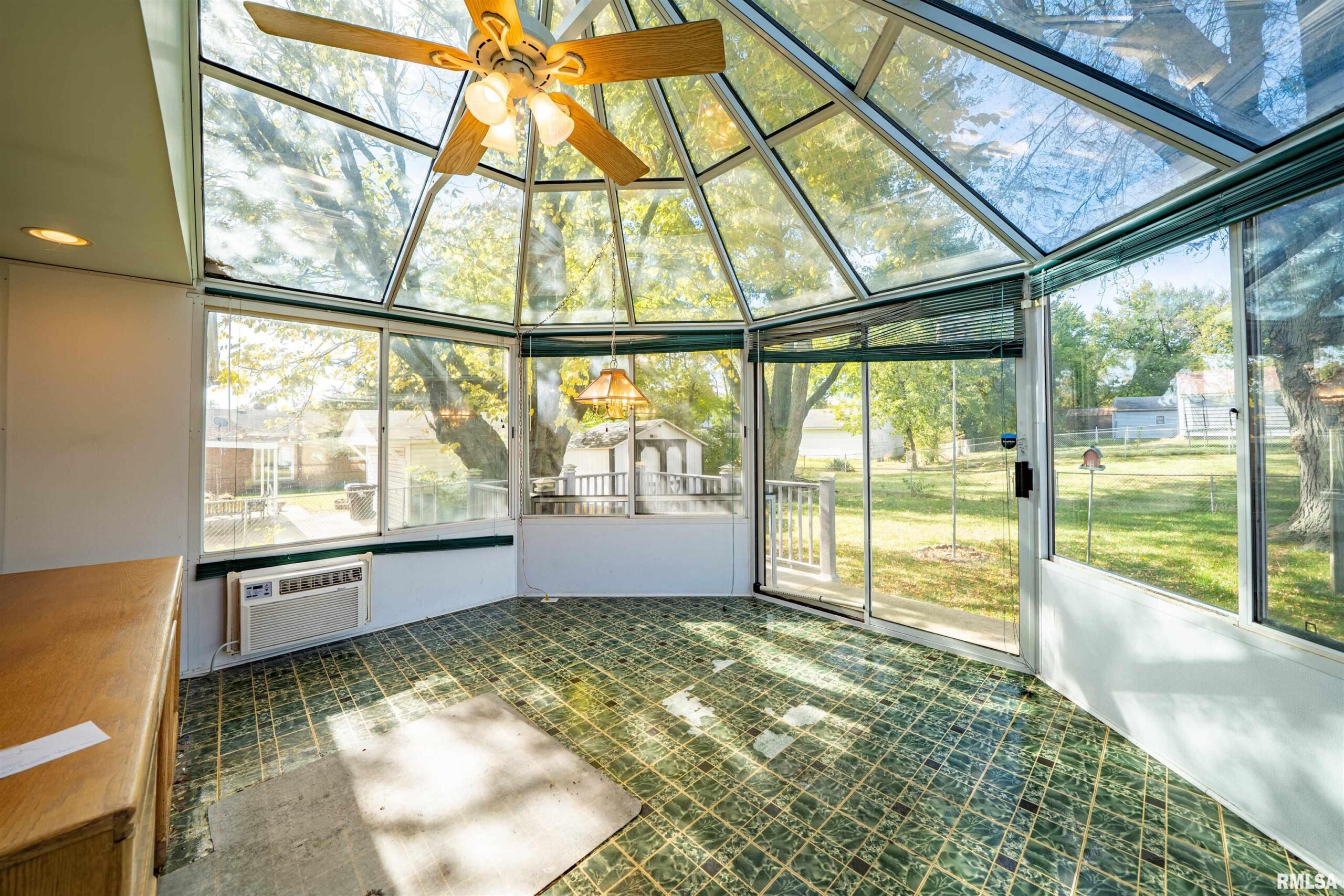 907 S MANUAL Avenue Peoria IL