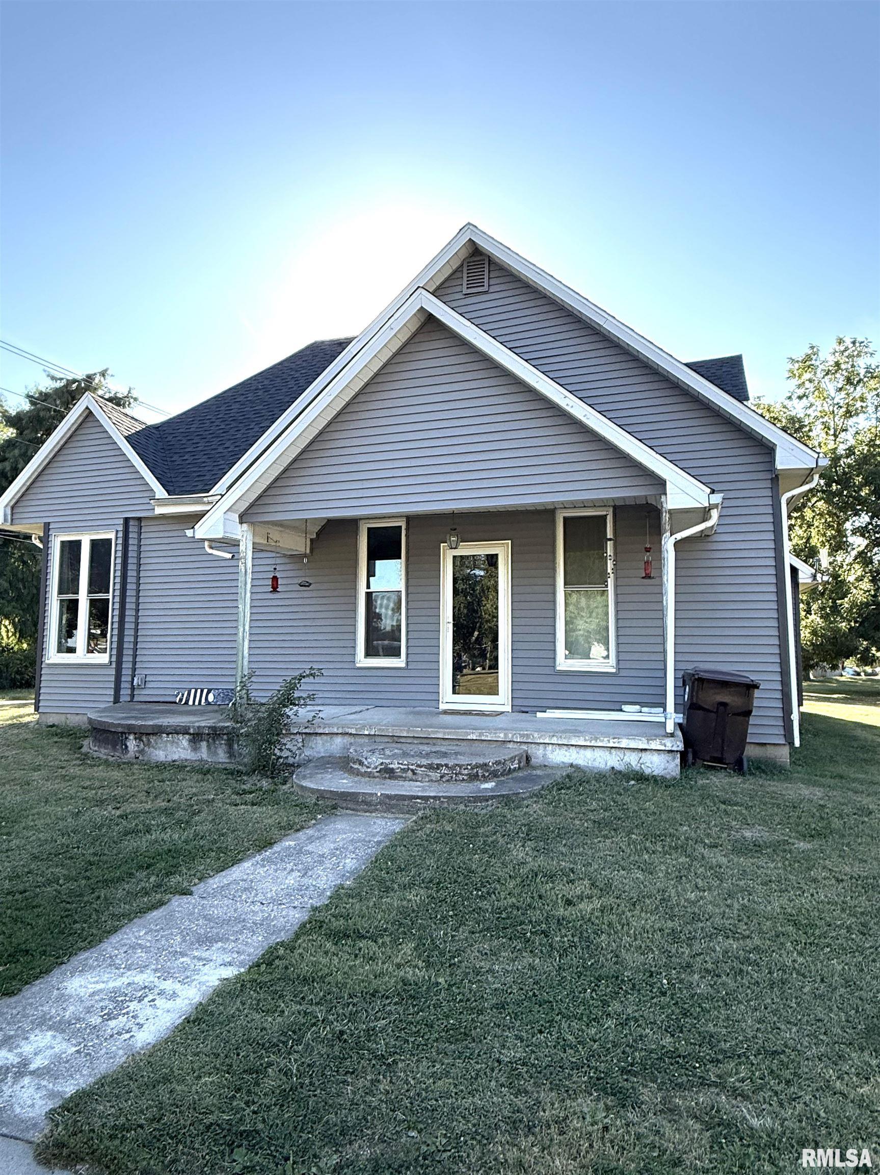 406 S LIBERTY Street Vermont IL