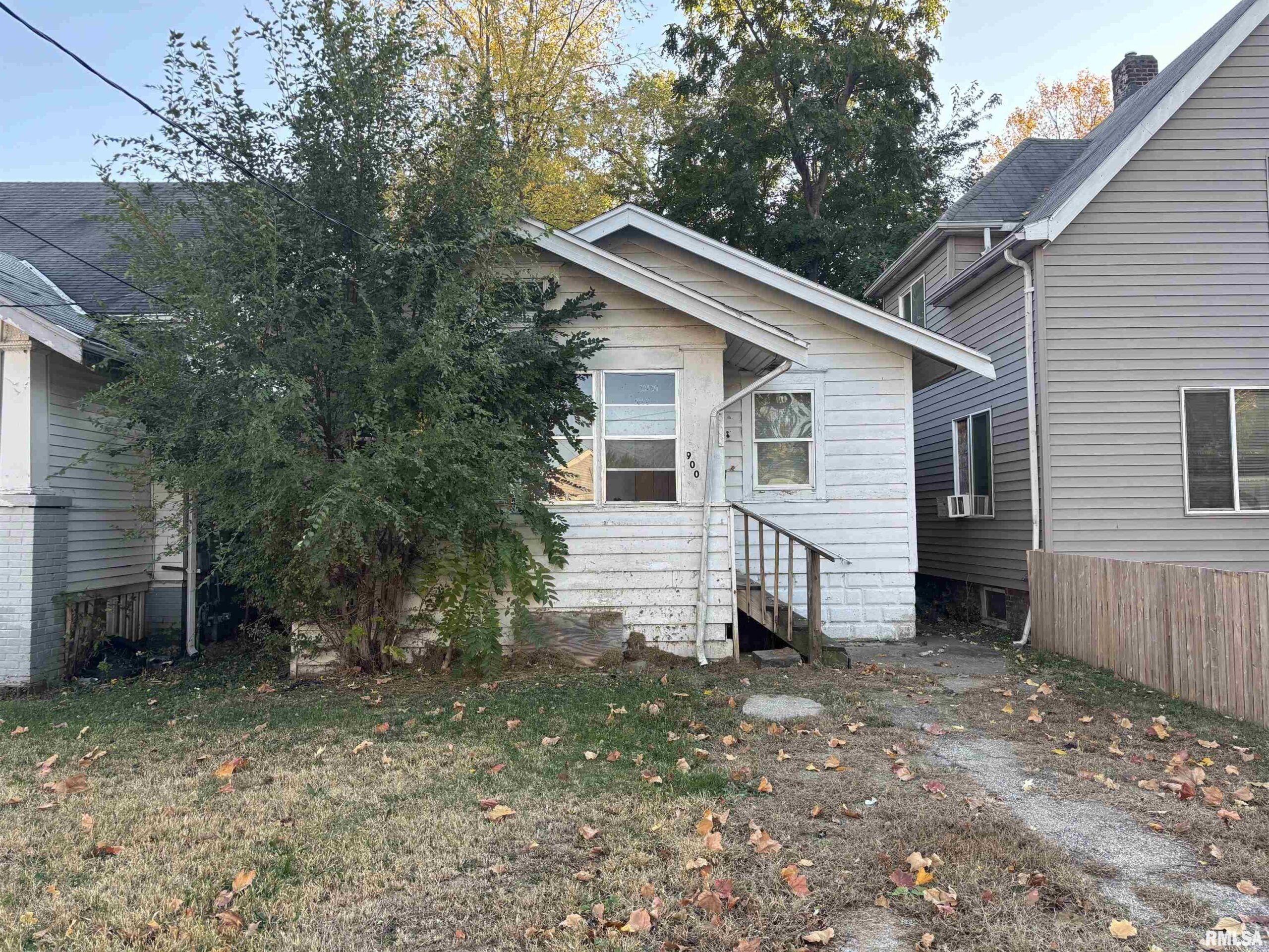 900 E VIRGINIA Avenue Peoria IL