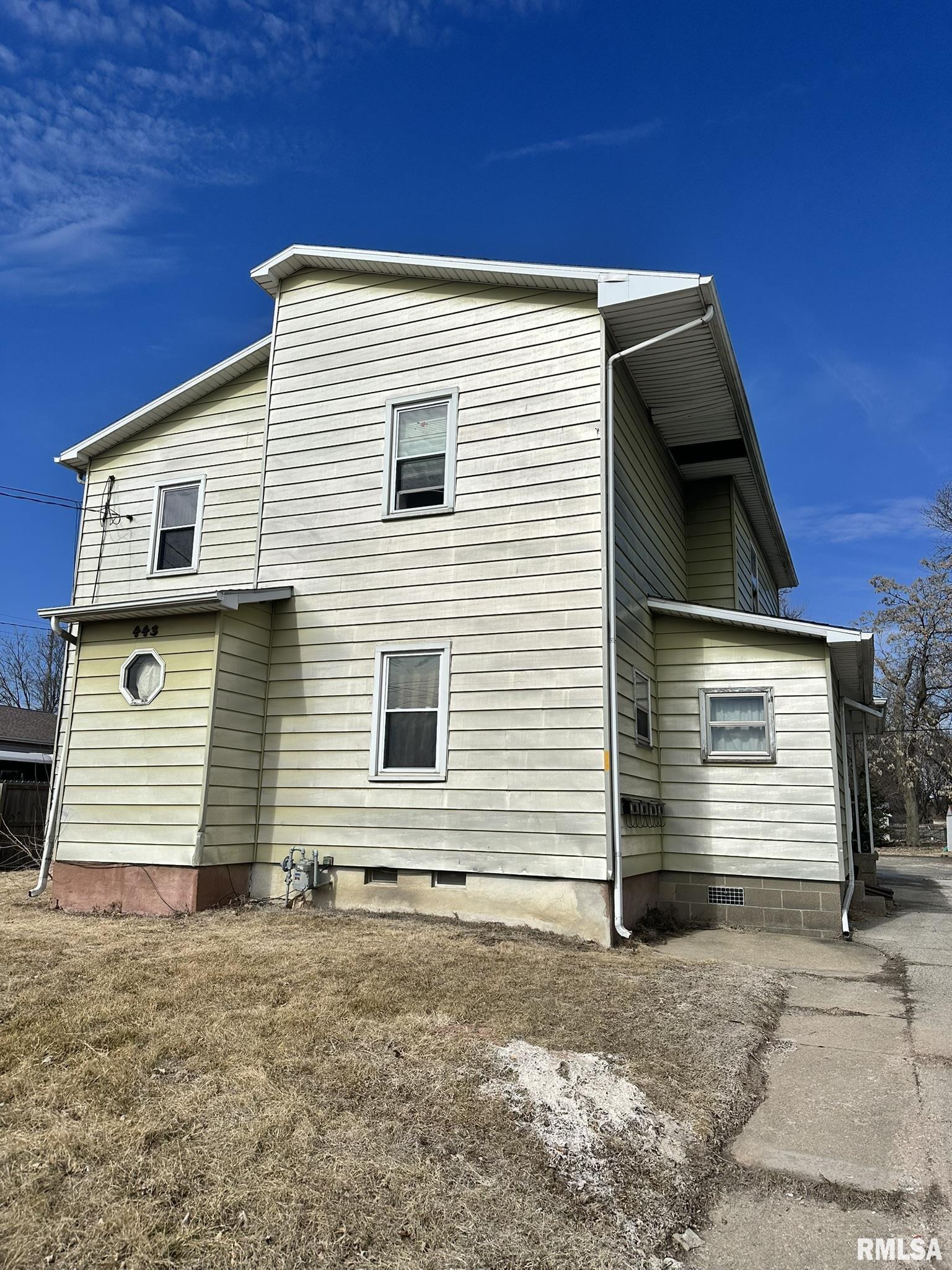 443 E LOCUST Street Canton IL