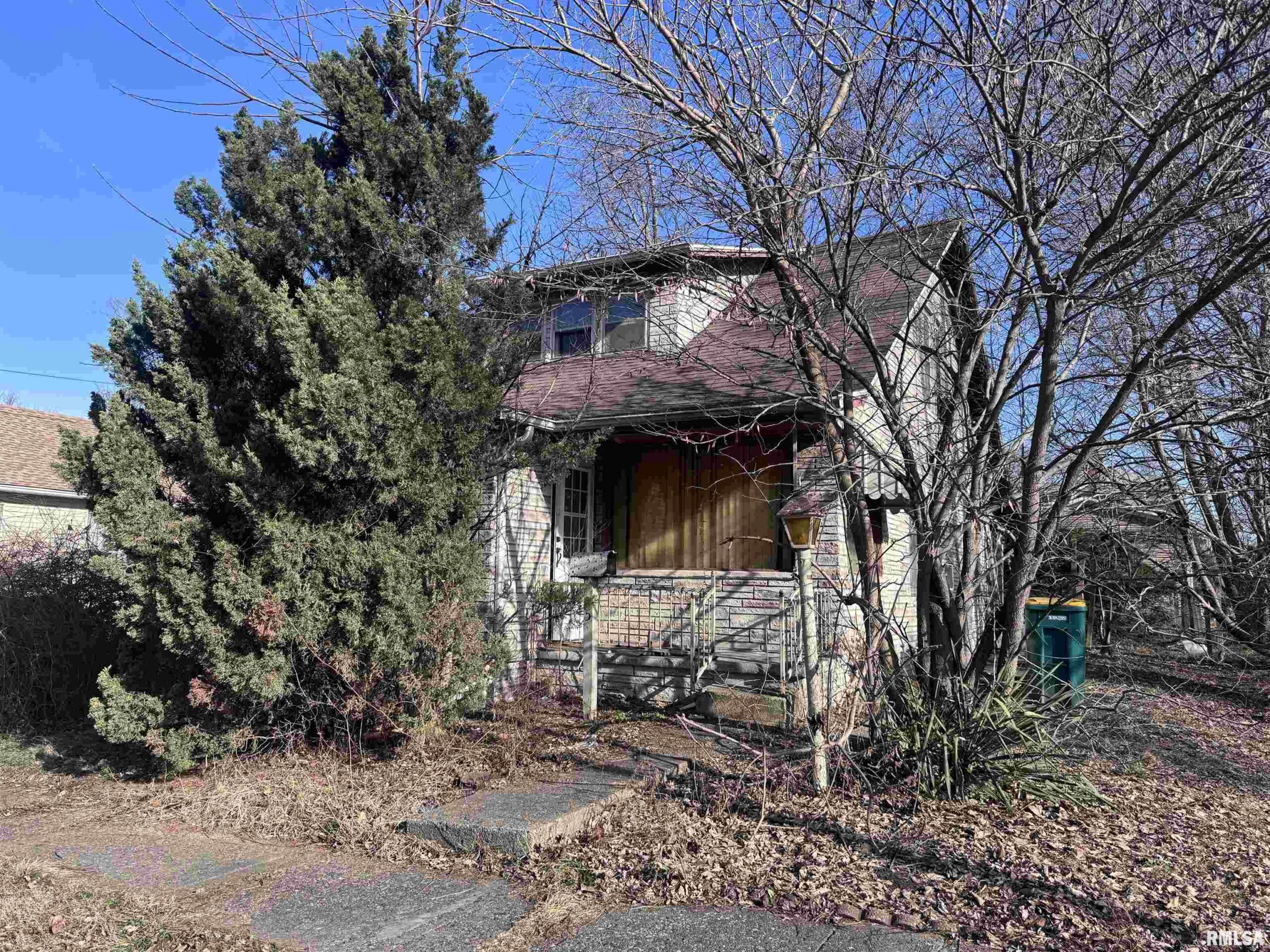 705 N MADISON Street Macomb IL