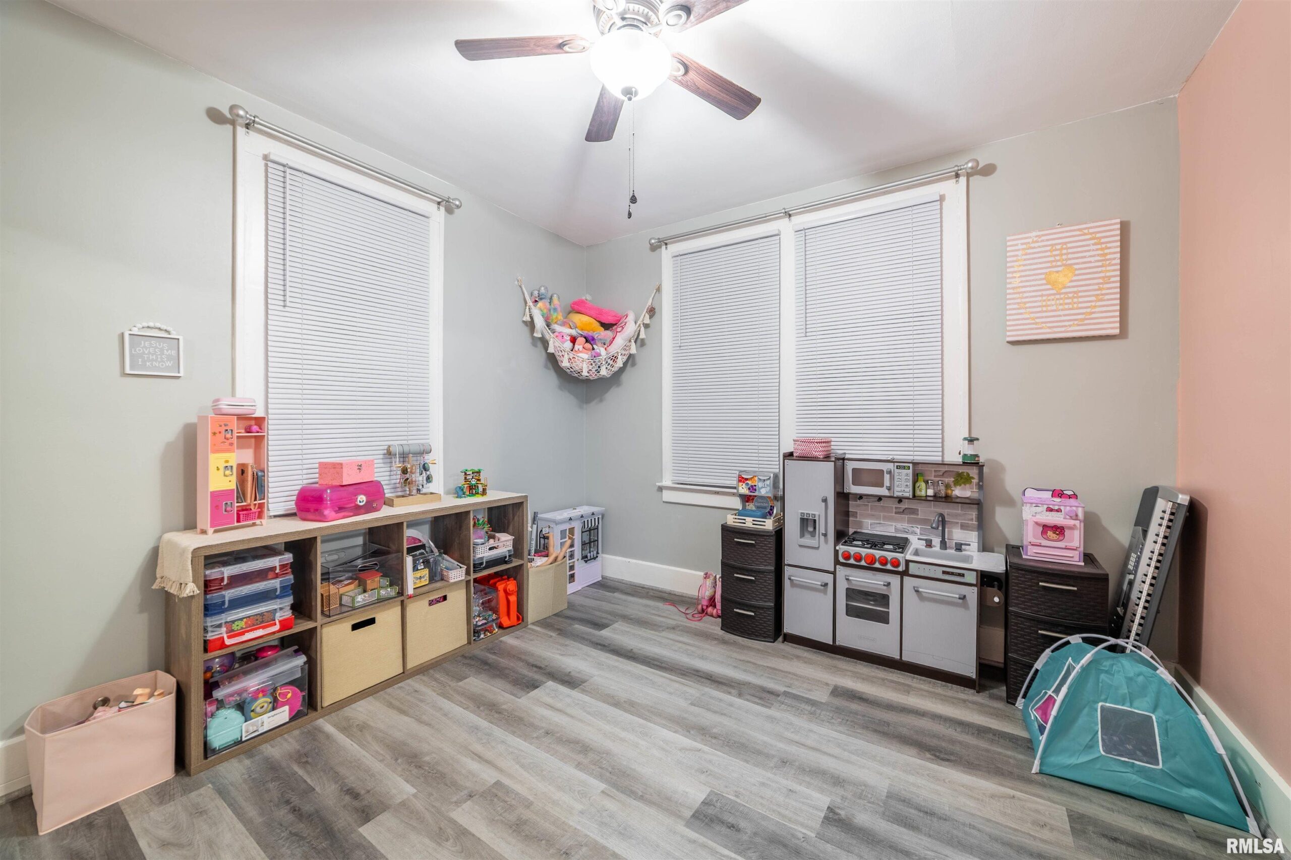 1421 MONROE Street Quincy IL