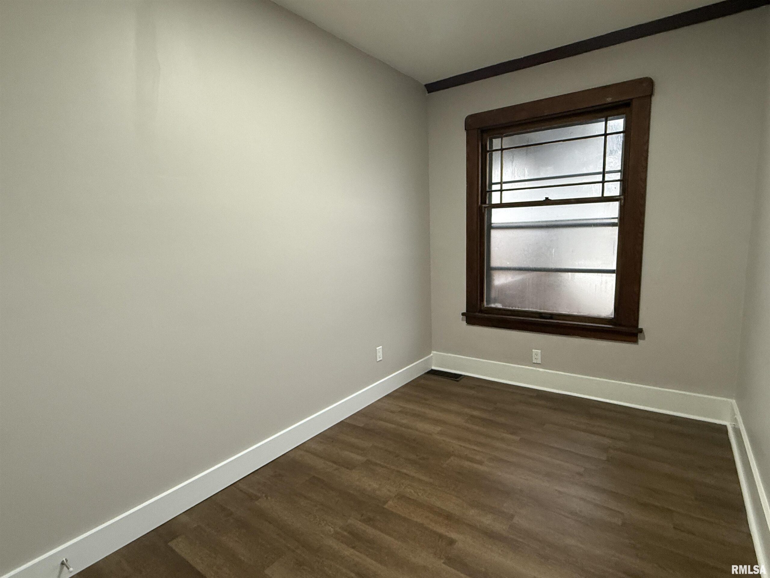 112 E GIFT Avenue Peoria IL