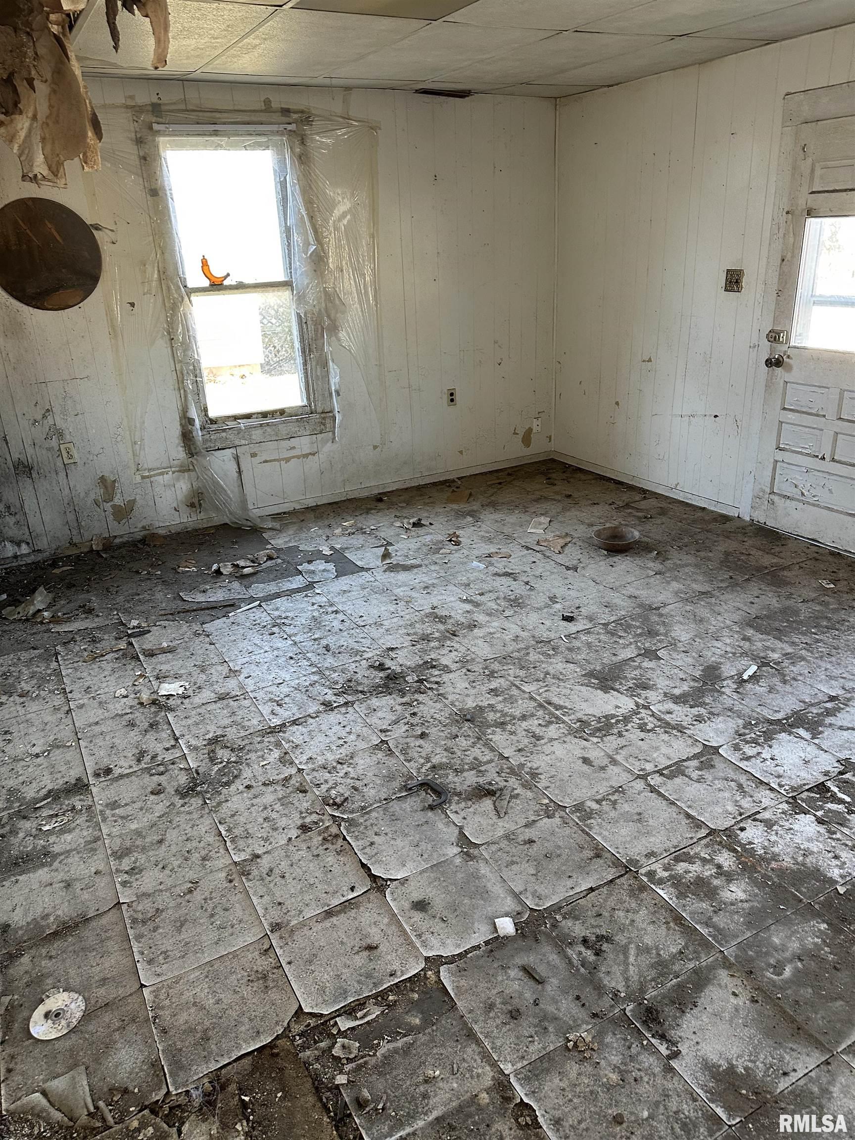 219 5TH Street Lincoln IL