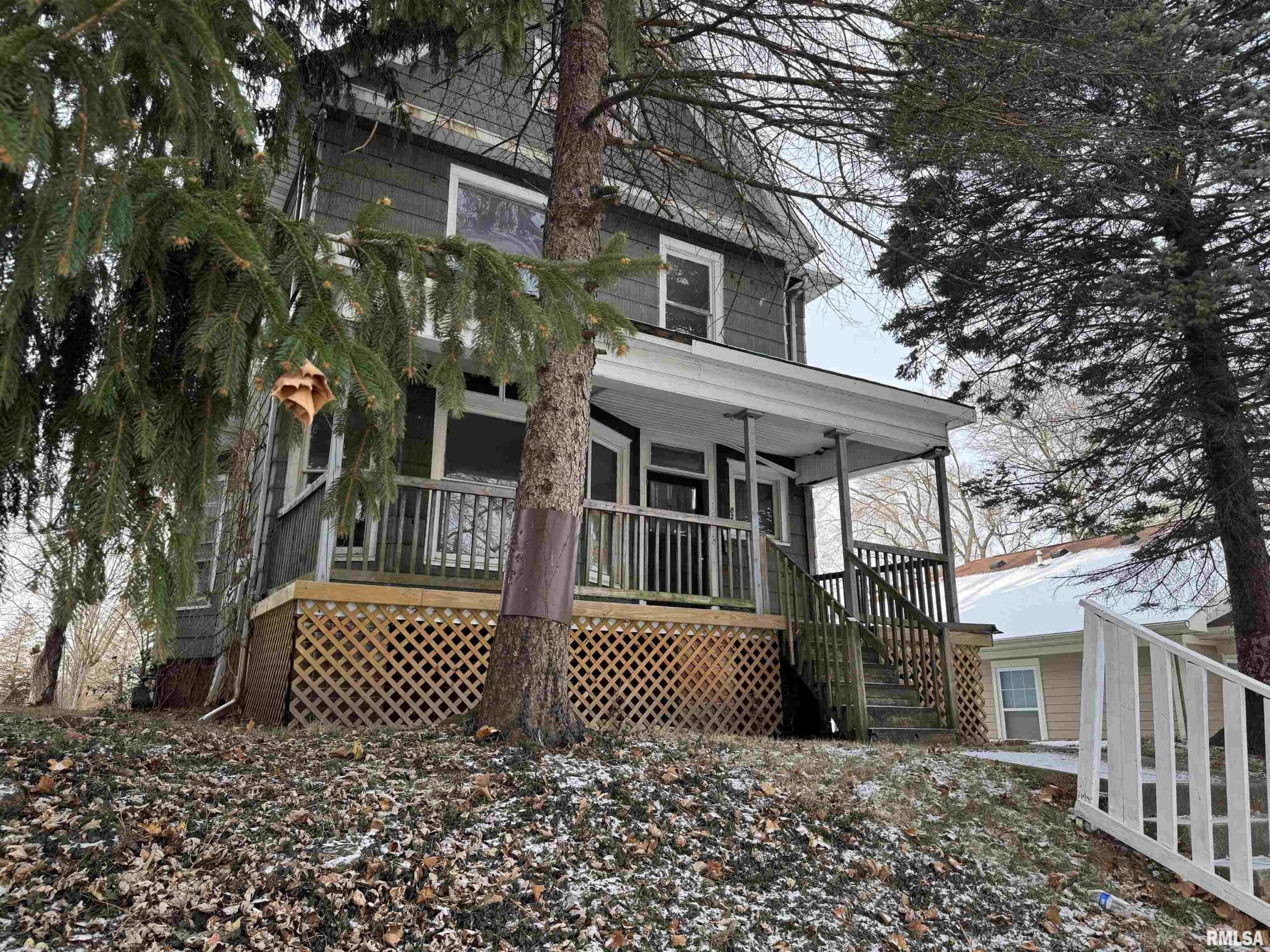 1827 N PEORIA Avenue Peoria IL