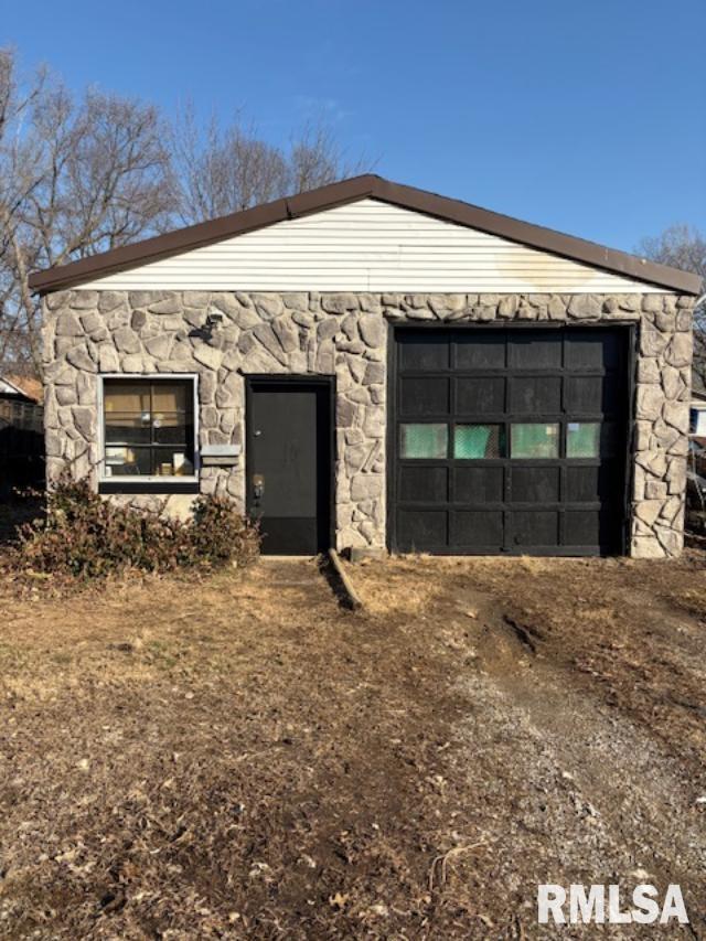 2172 S 16TH Street Springfield IL