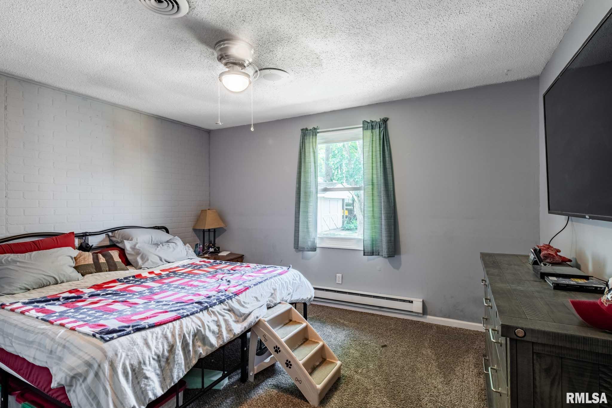 708 E Candy Cane Lane West Frankfort IL