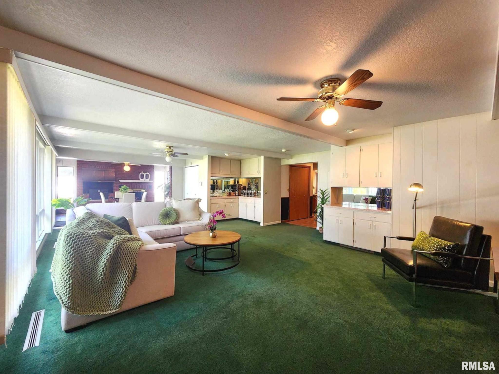 1301 HIGHLAND Lane Quincy IL