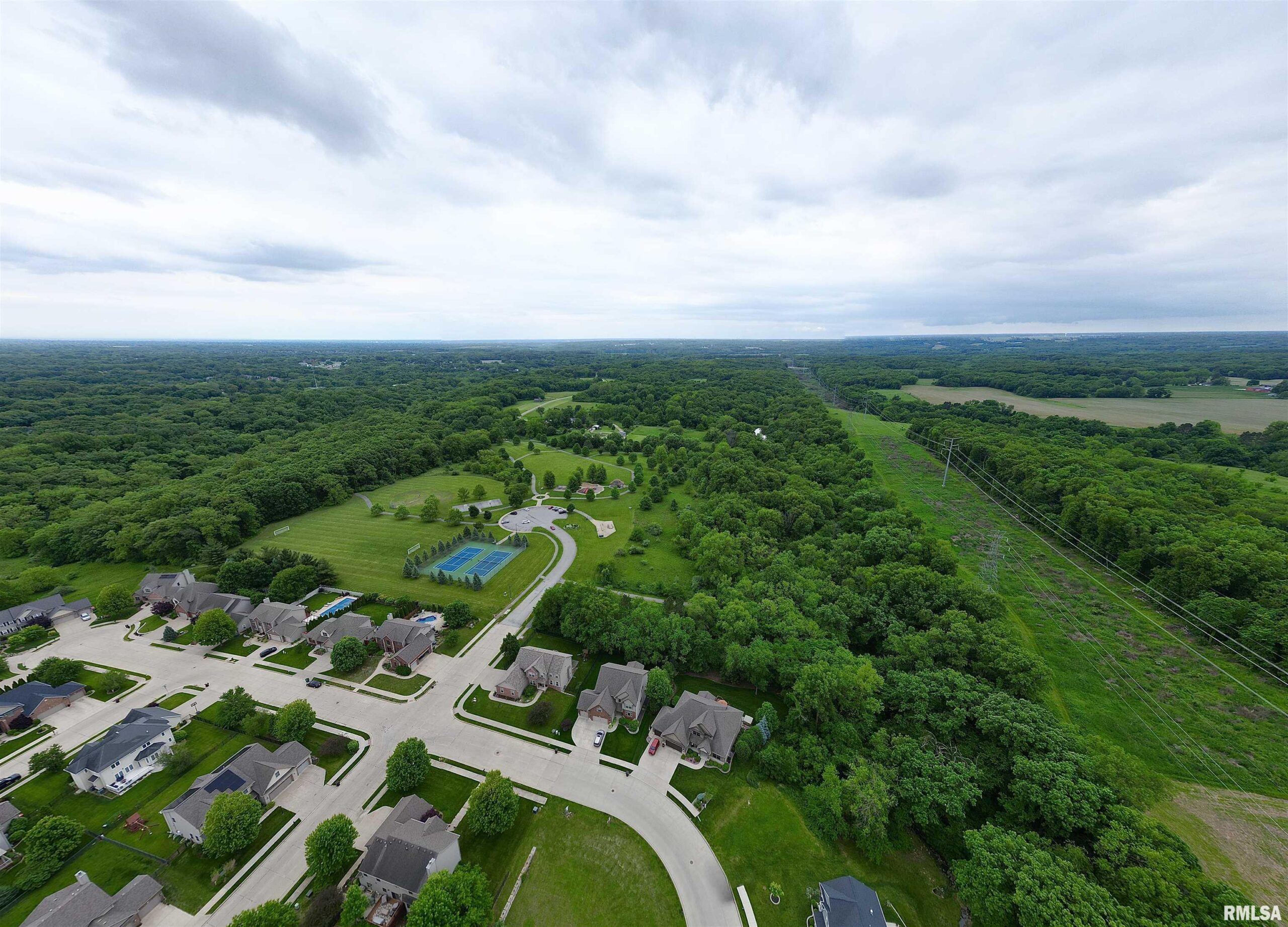 6711 N Water Oak Drive Edwards IL