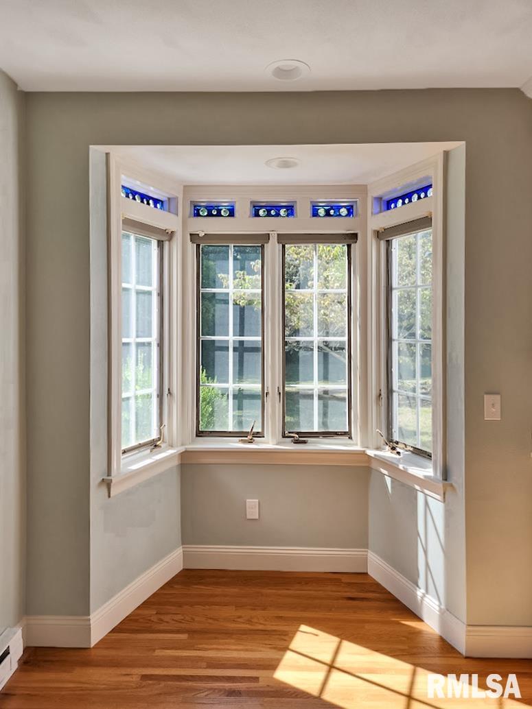 304 N LOCUST Street Delavan IL