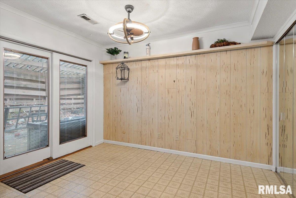 160 S Durkin Drive Springfield IL