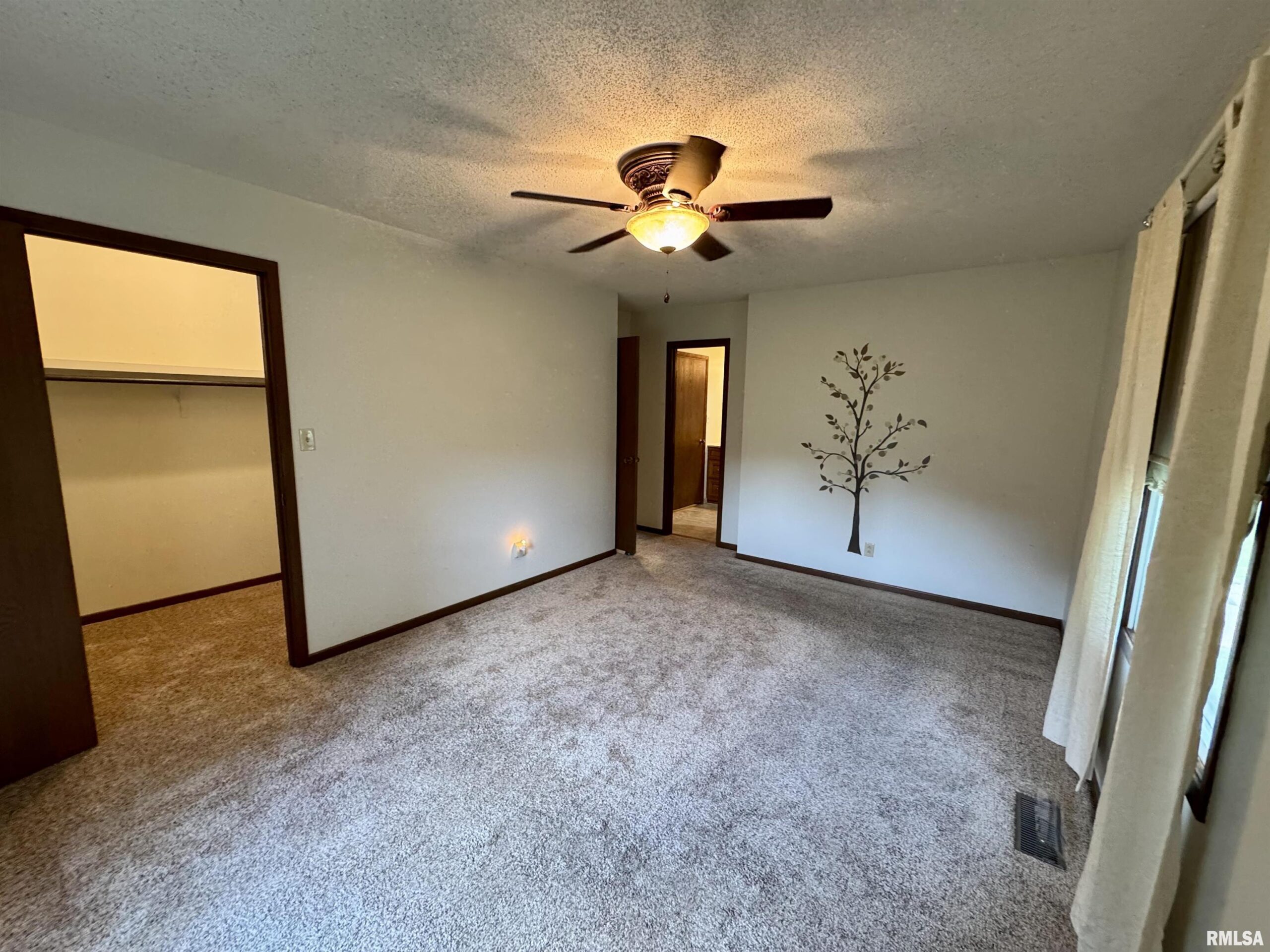 2001 W JACKSON Street Macomb IL