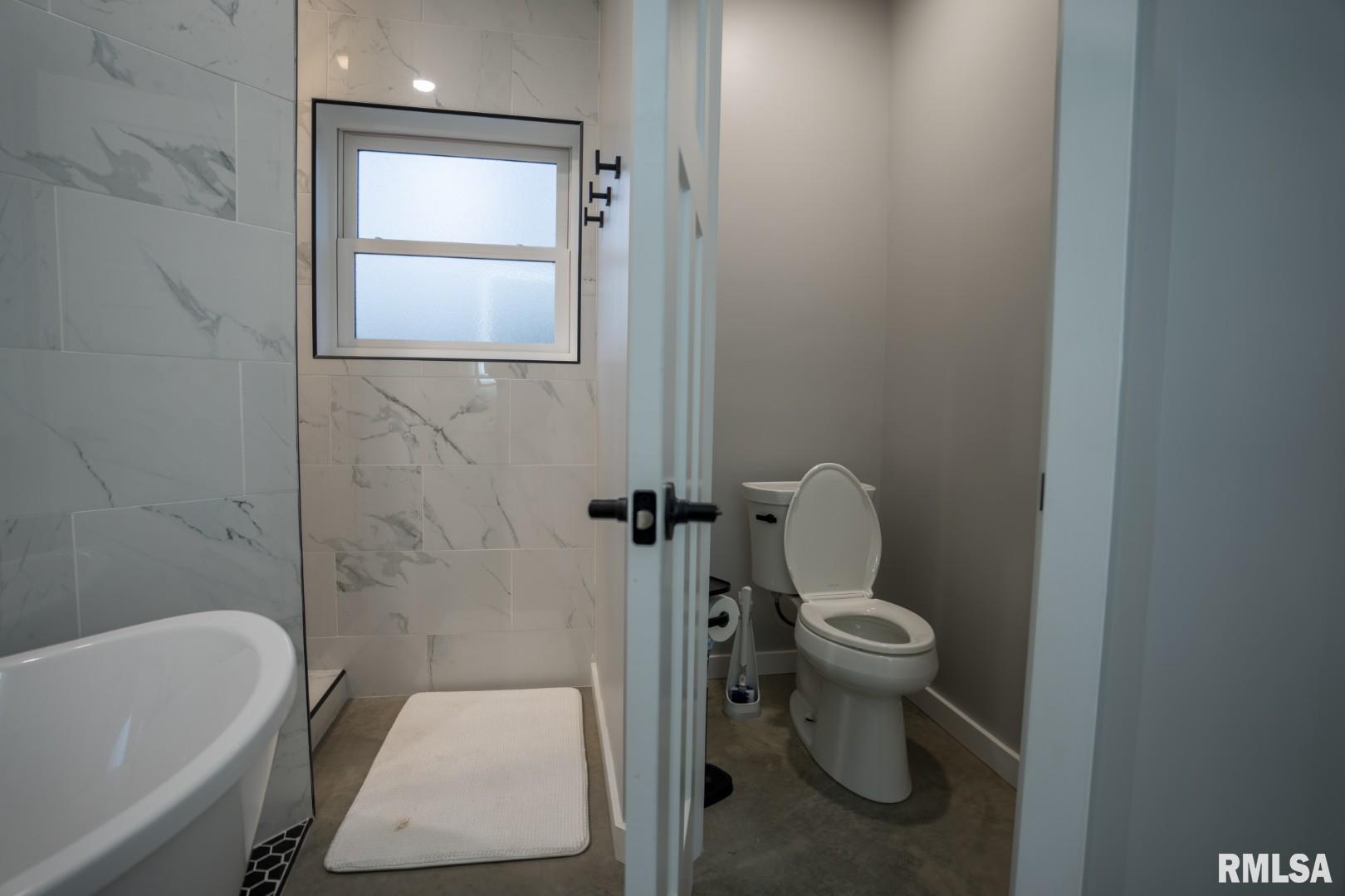 1585 Gravel Springs Circle Jacksonville IL