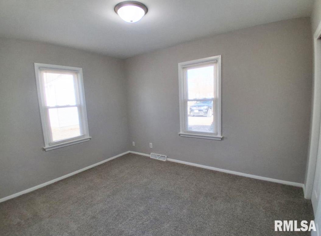 2022 W RICHWOODS Boulevard Peoria IL