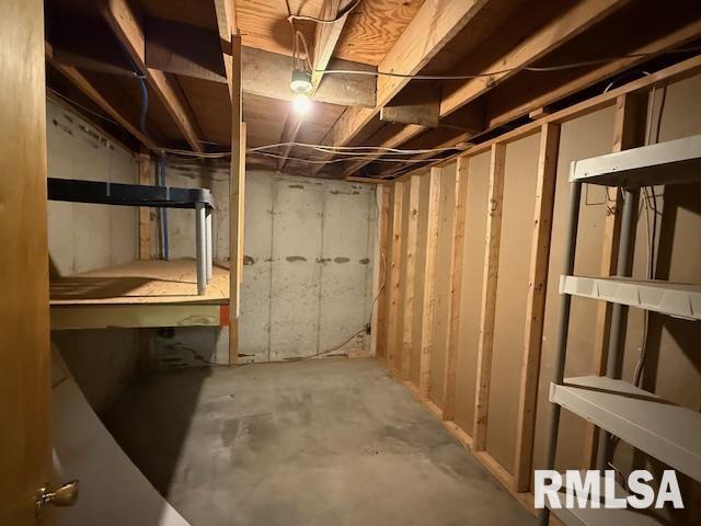 1 MARTY Lane Macomb IL