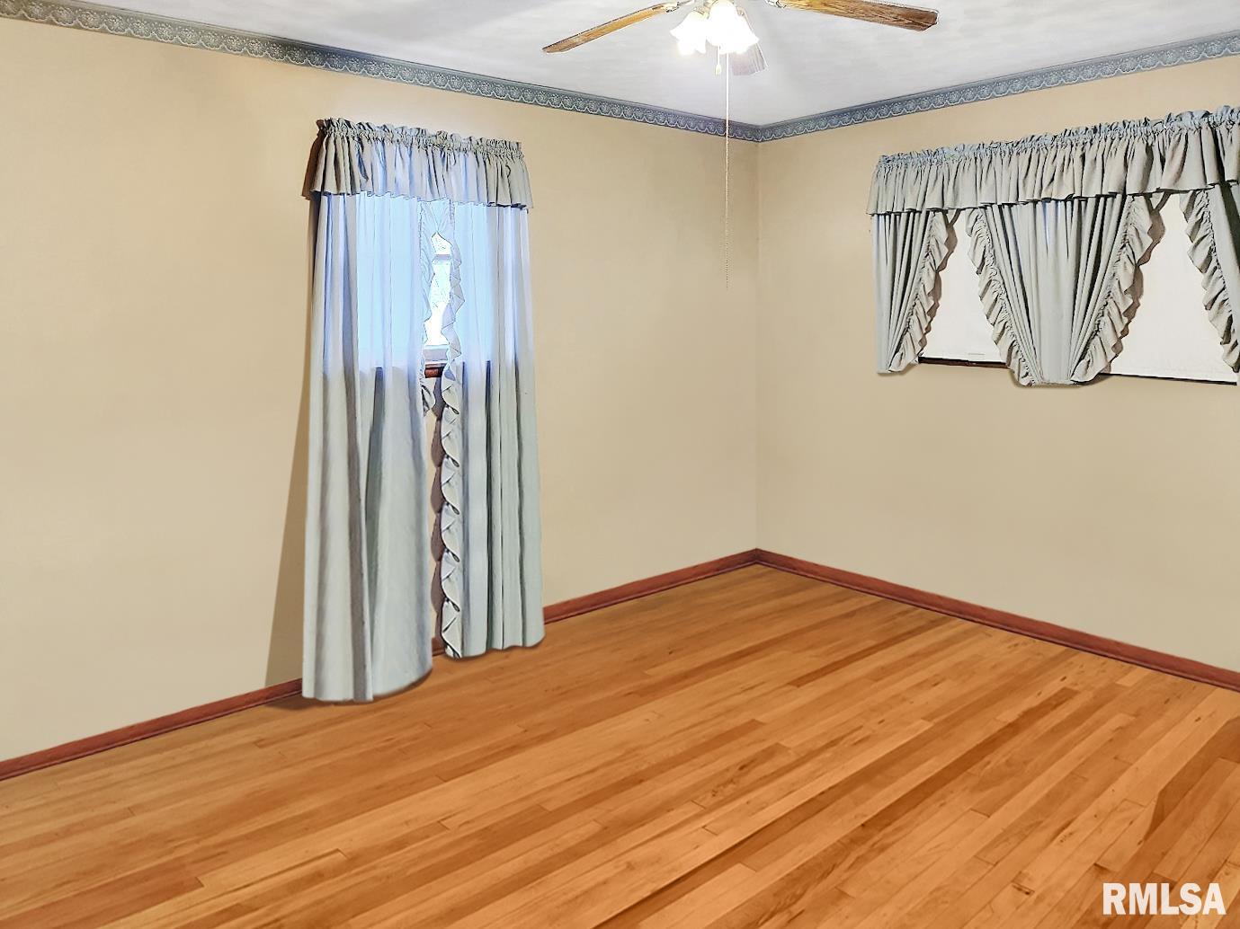 311 S GALENA Avenue Wyoming IL