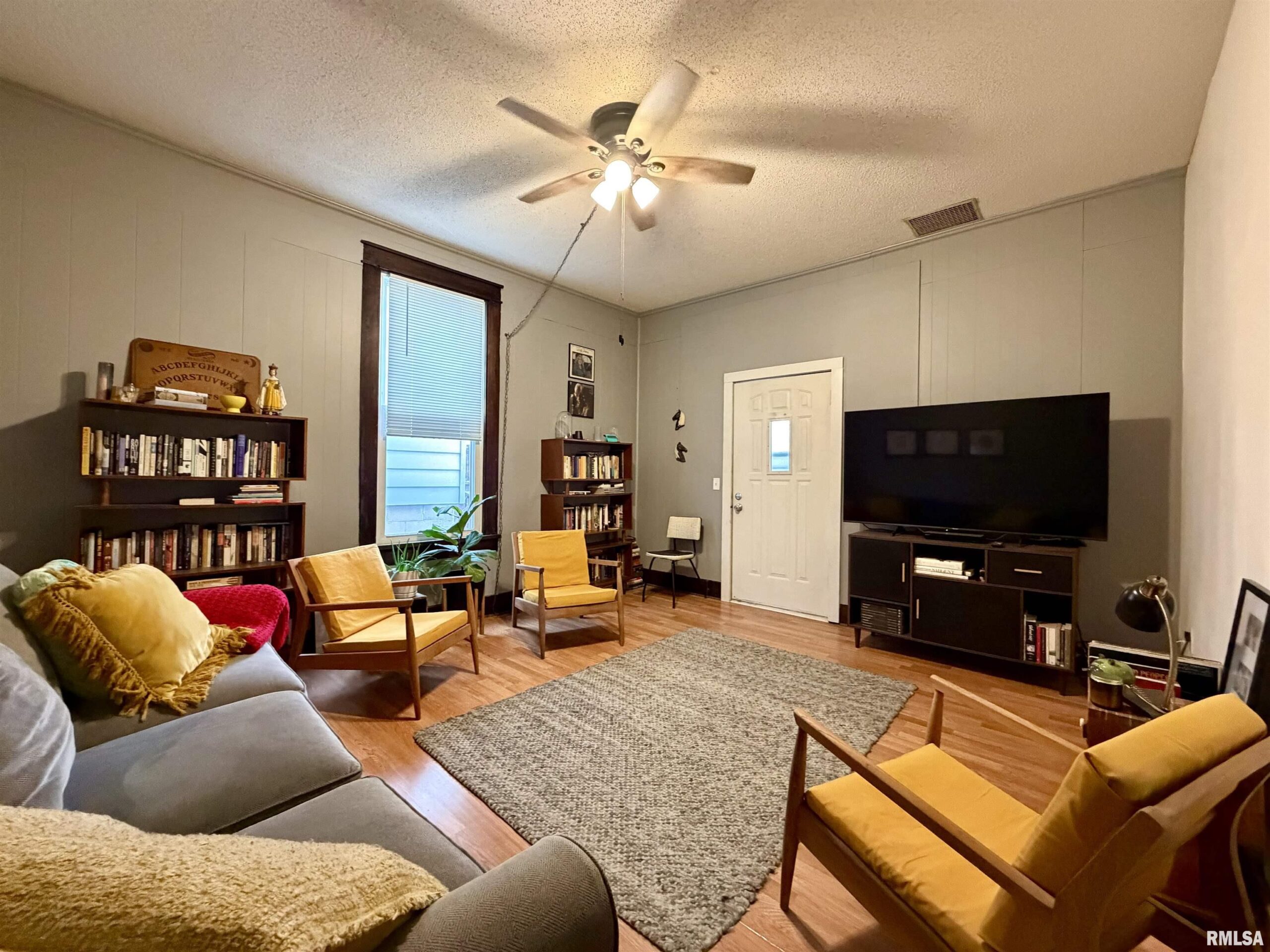 312 N MAIN Street Harrisburg IL