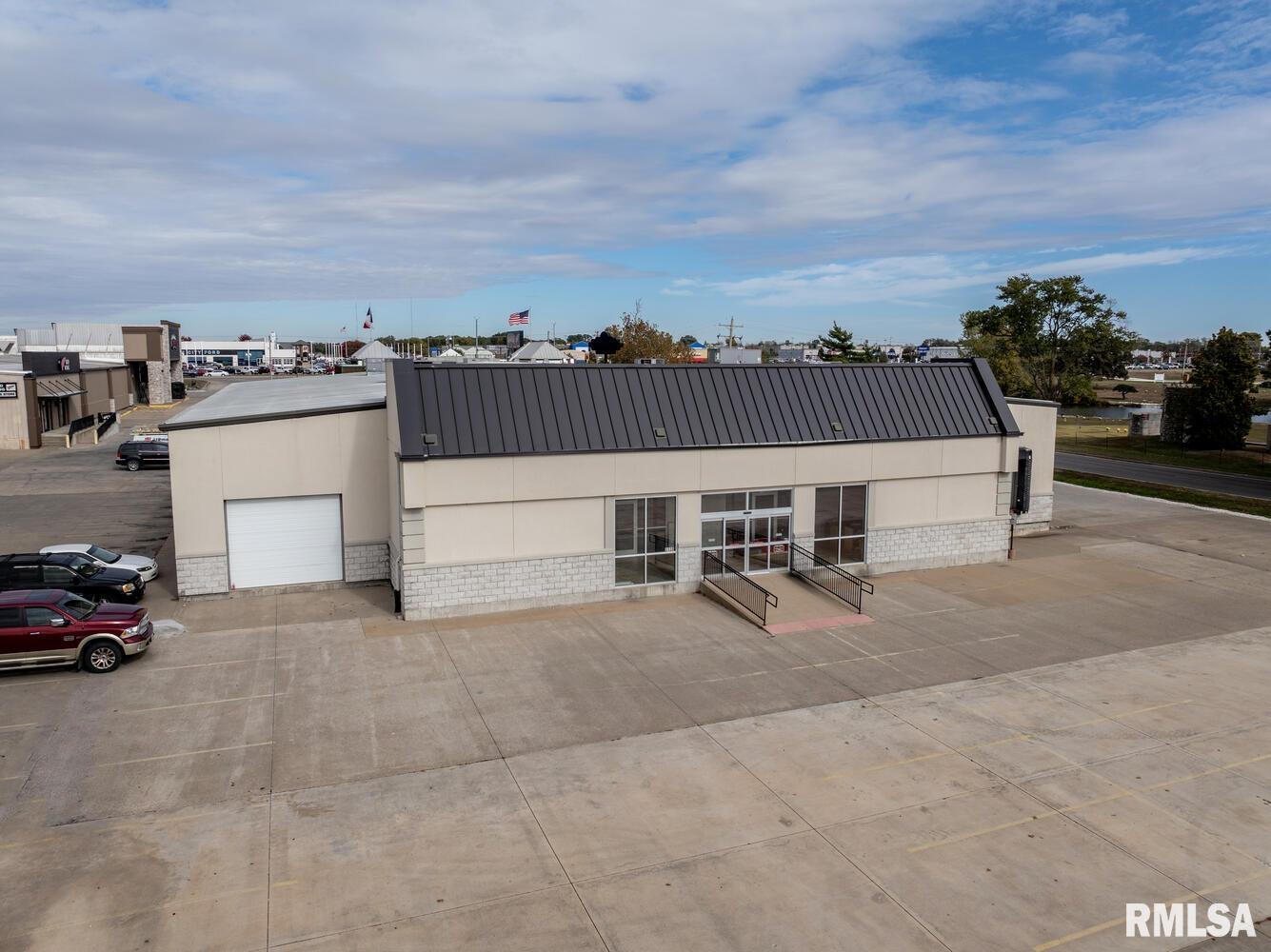 5130 BROADWAY Street Quincy IL