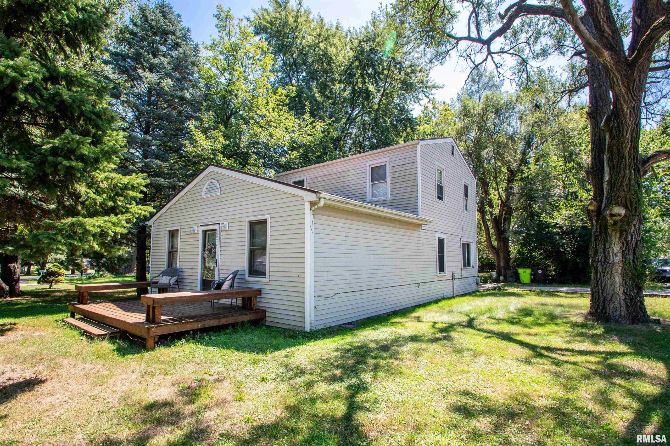 2036 W RICHWOODS Boulevard Peoria IL