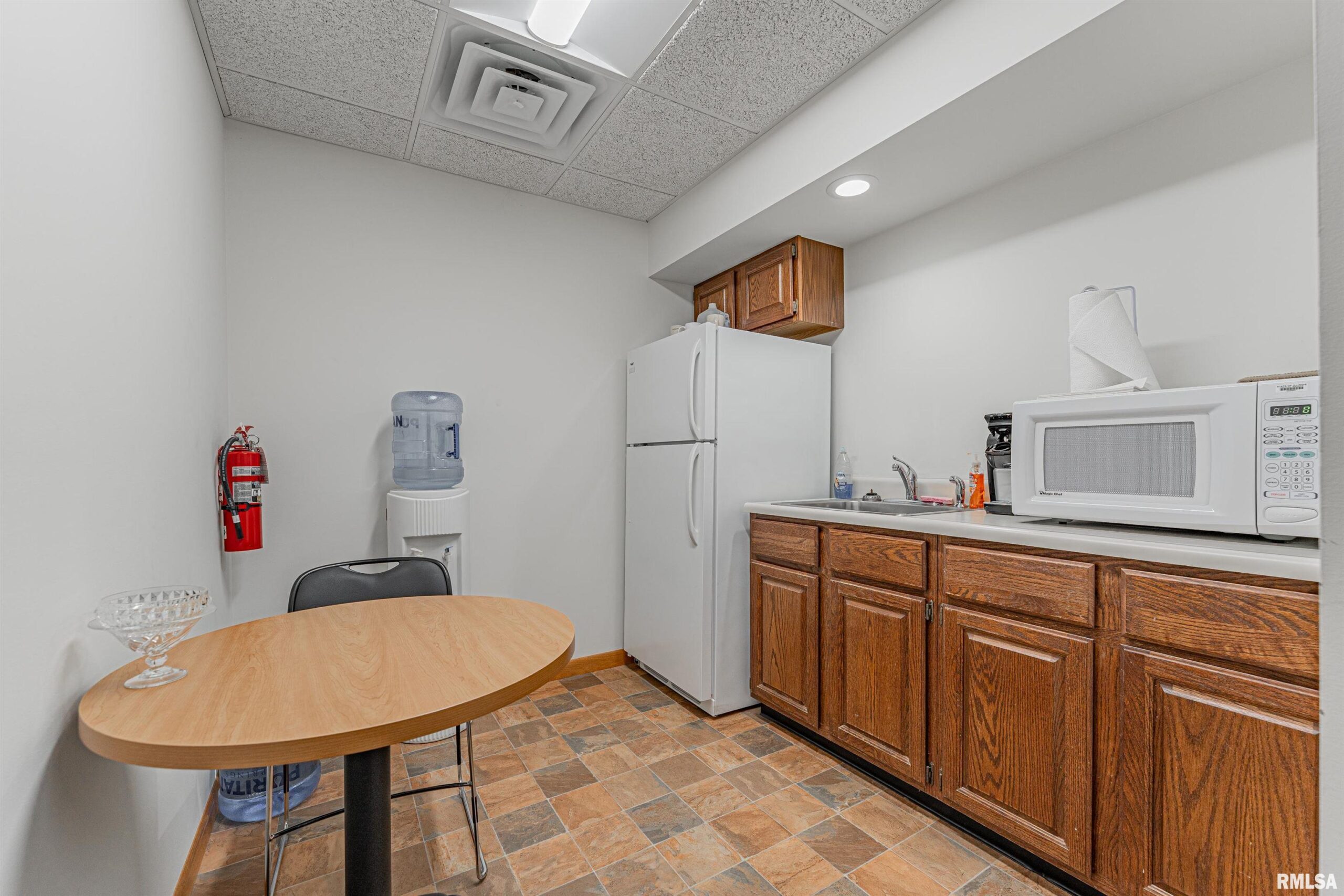 207 S MCLEAN Street Lincoln IL