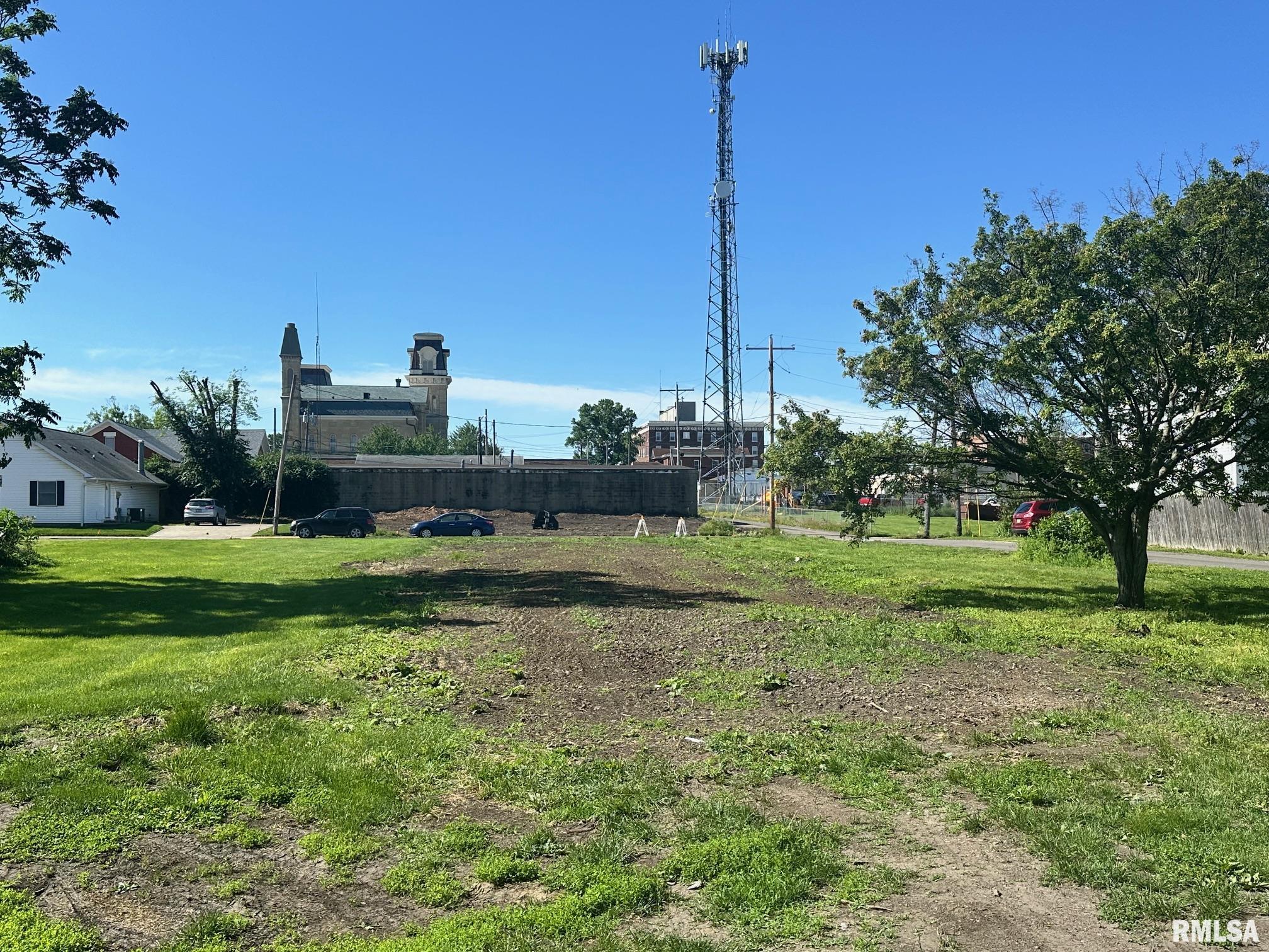 314 W DOUGLAS Street Jacksonville IL