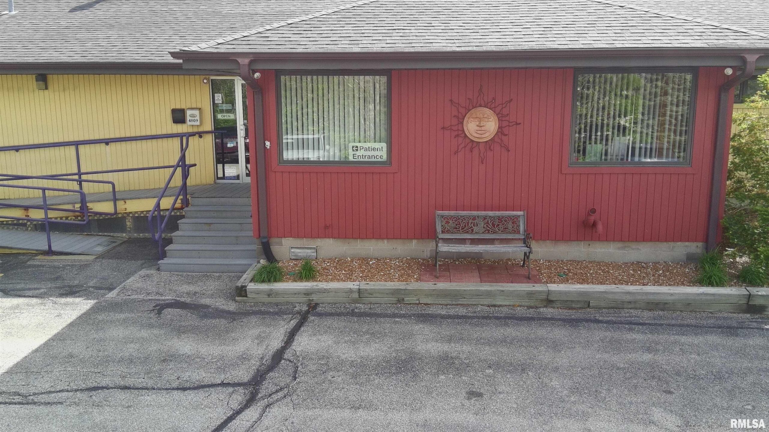 4809 SHERIDAN Road Peoria IL
