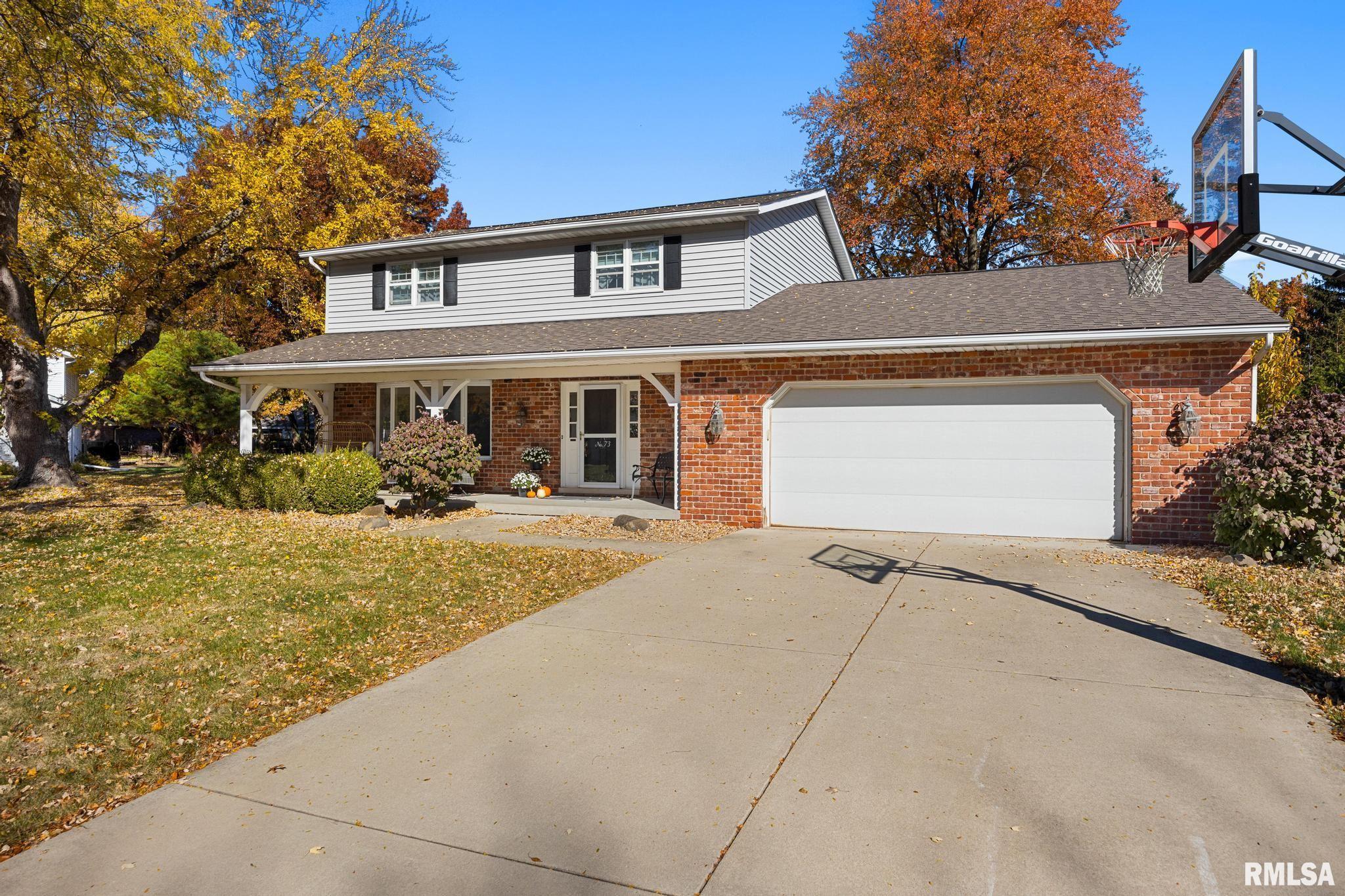 73 HICKORY RIDGE Drive Morton IL