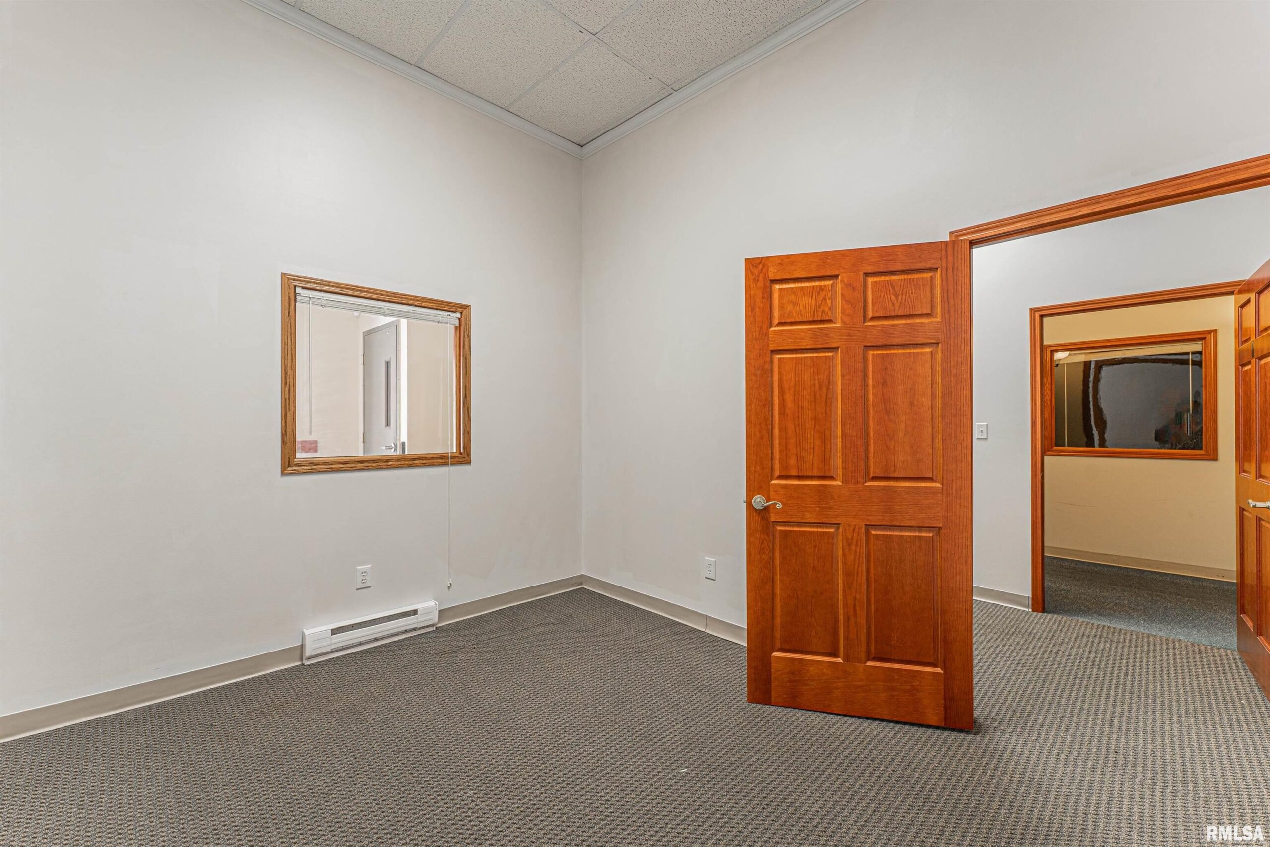 604 BROADWAY Street Lincoln IL