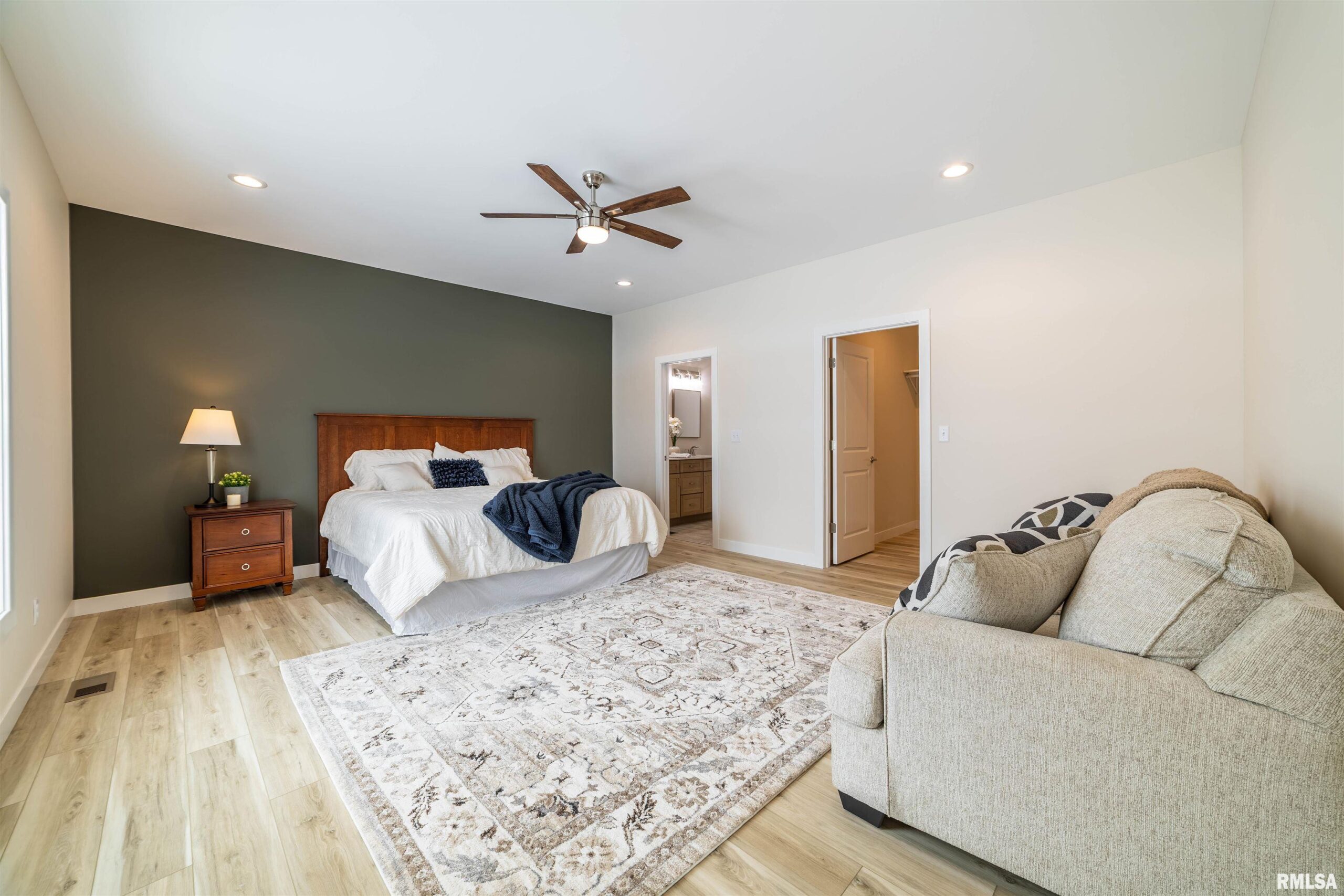 5031 CHESTNUT Street Quincy IL