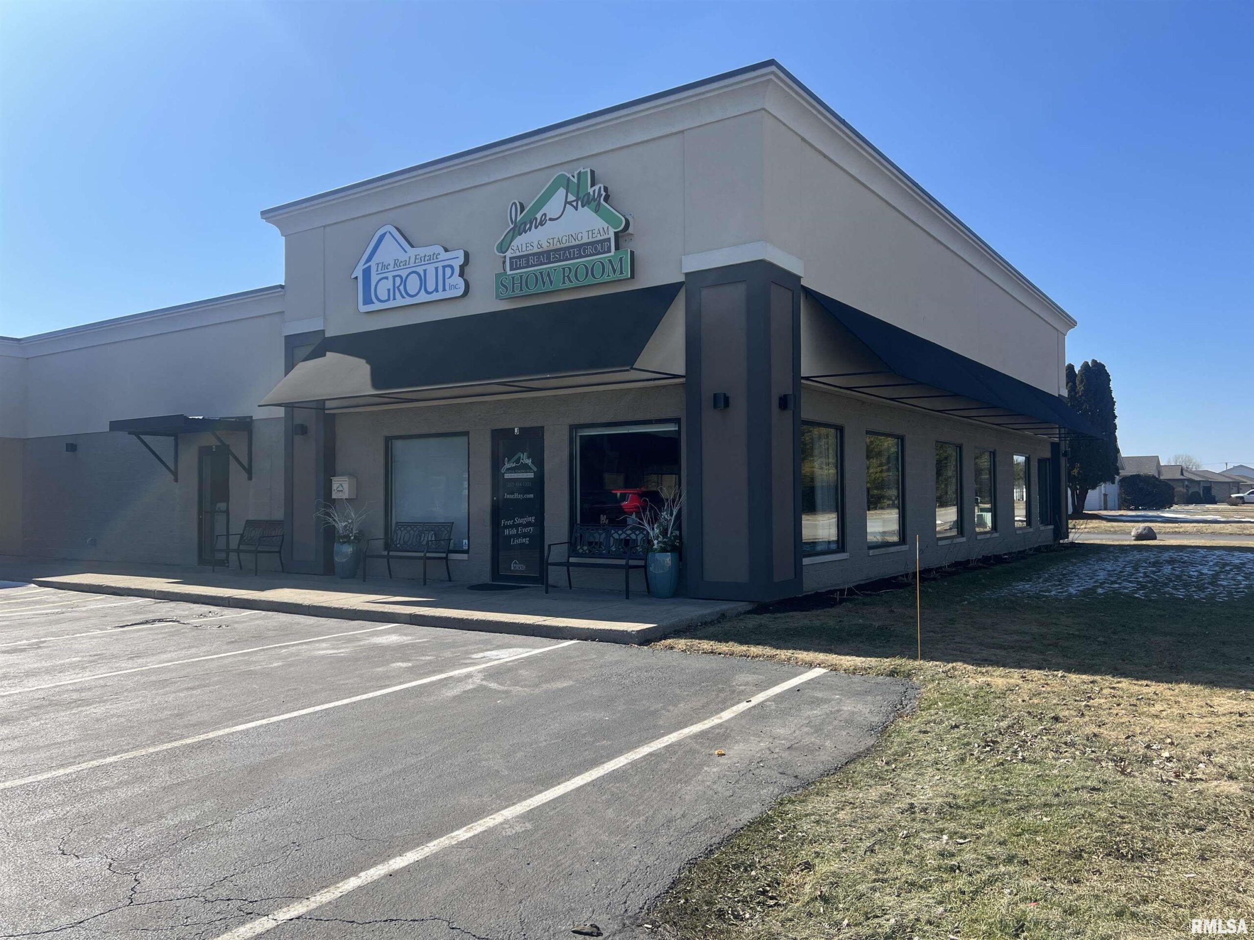 3001 W WHITE OAKS Drive Springfield IL