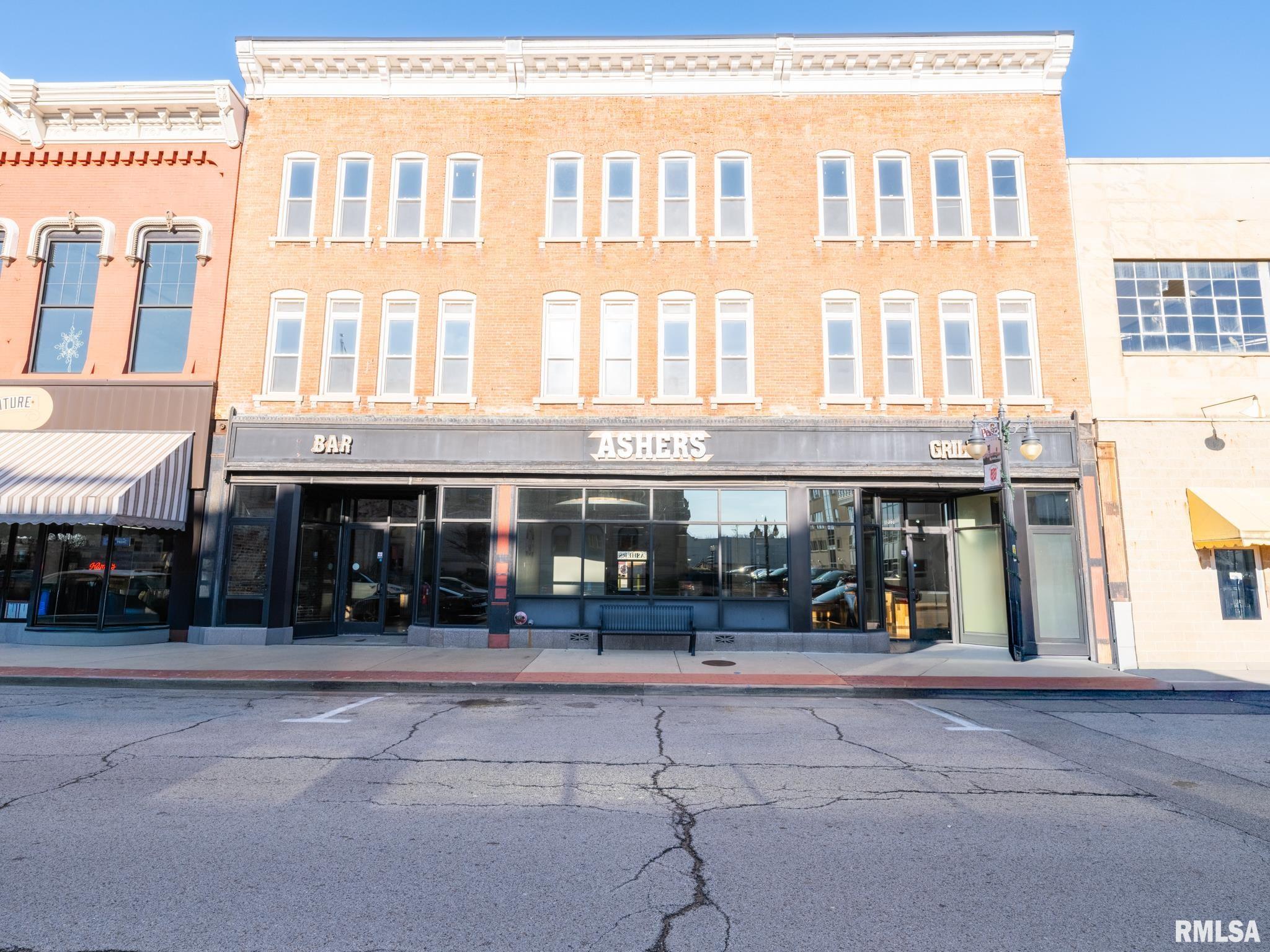 353 COURT Street Pekin IL