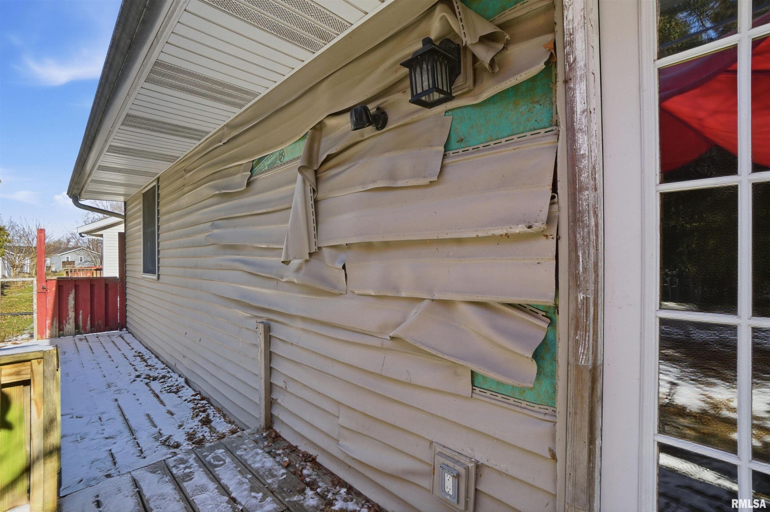 112A GRANDVIEW Circle Eureka IL