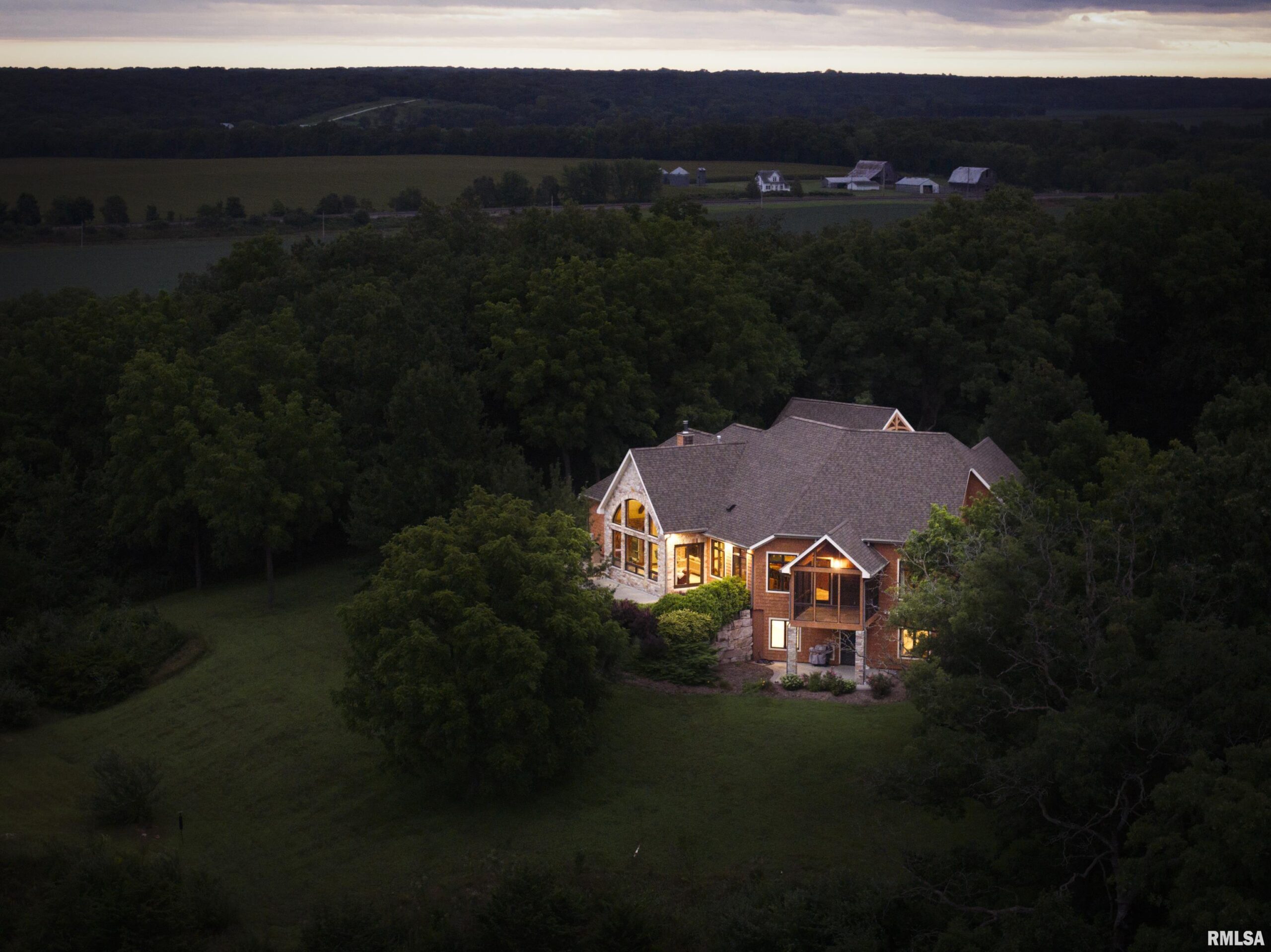 1841 N 1400 Road Dahinda IL